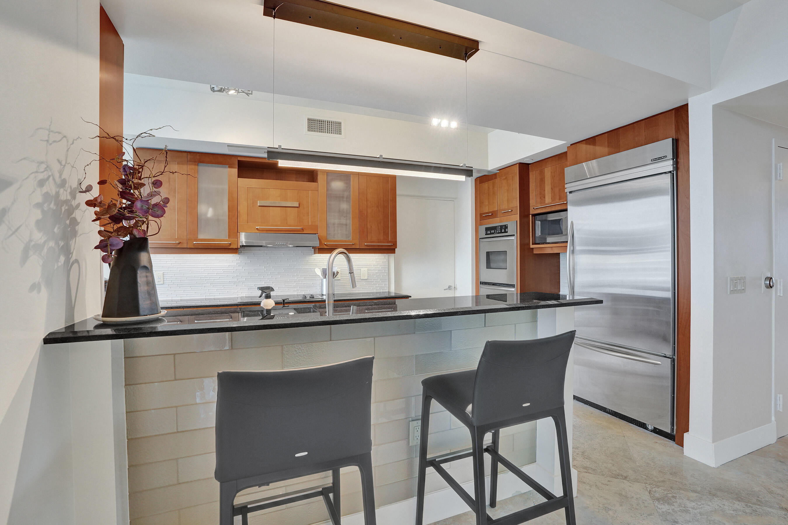 333 Las Olas #2906 Fort Lauderdale, FL 33301