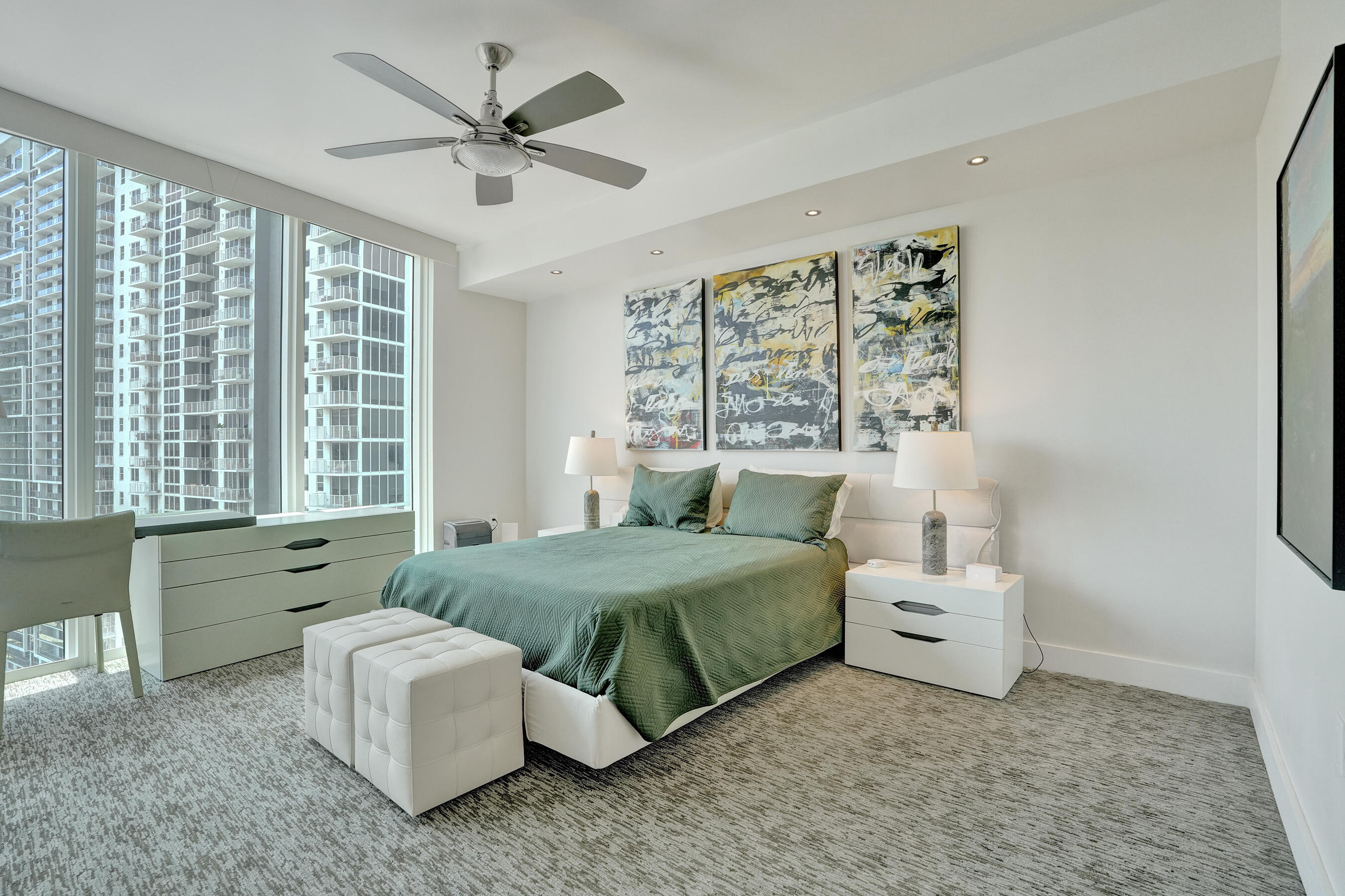 333 Las Olas #2906 Fort Lauderdale, FL 33301