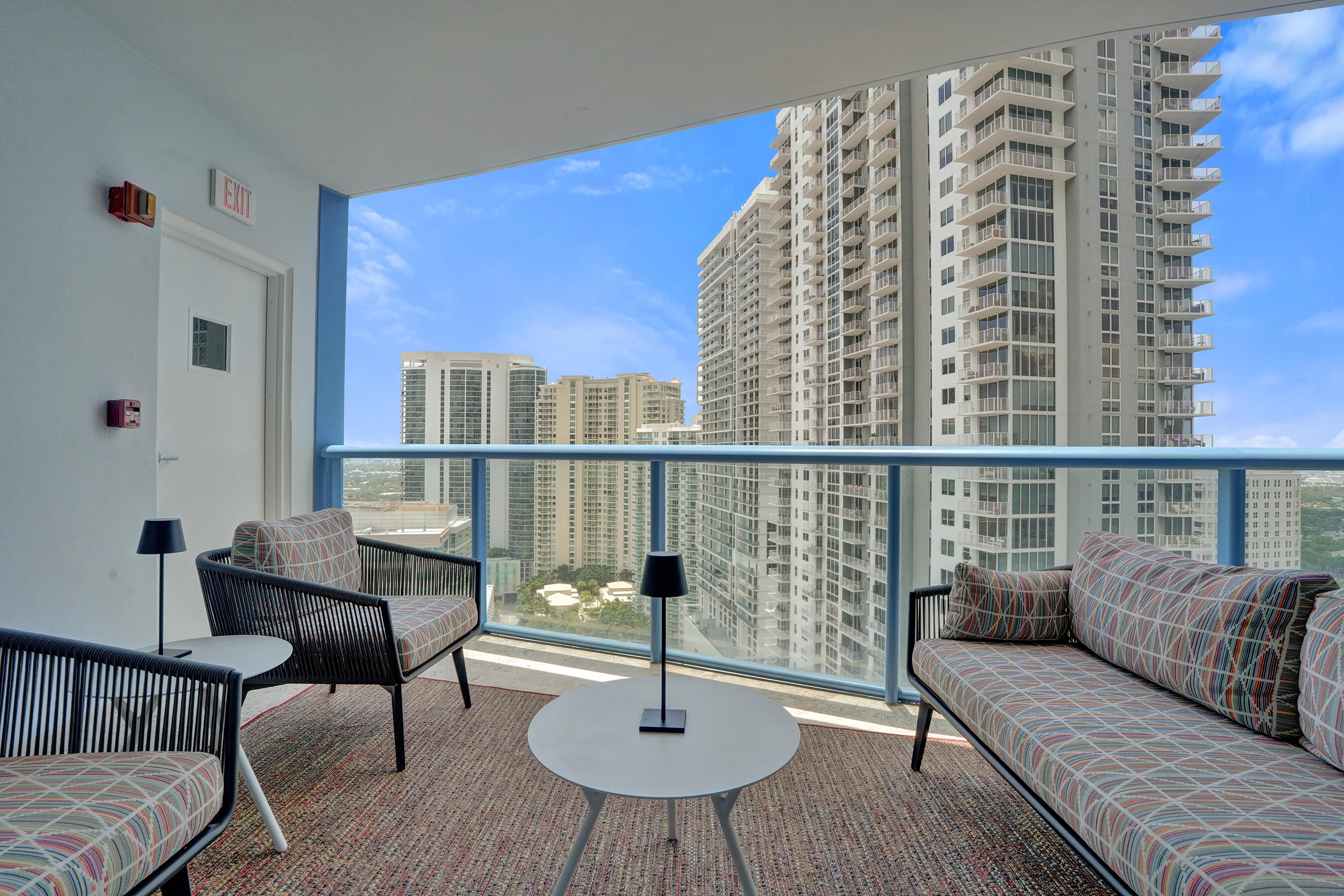 333 Las Olas #2906 Fort Lauderdale, FL 33301