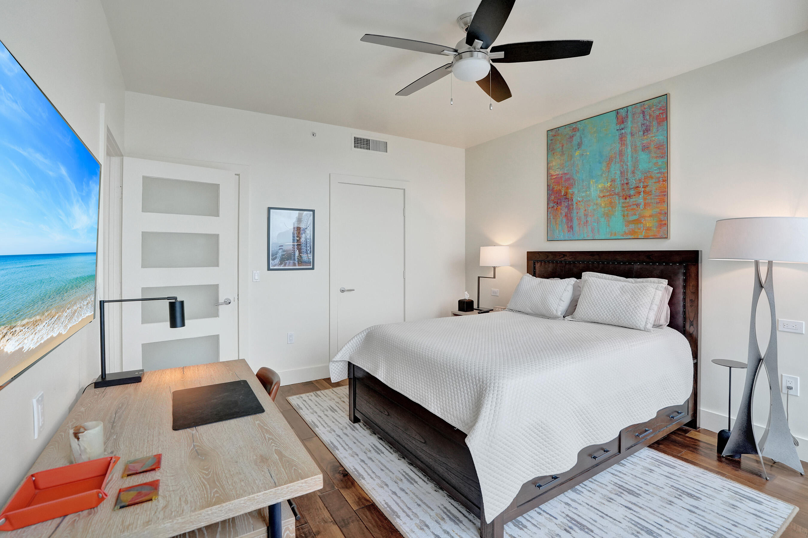 333 Las Olas #2906 Fort Lauderdale, FL 33301