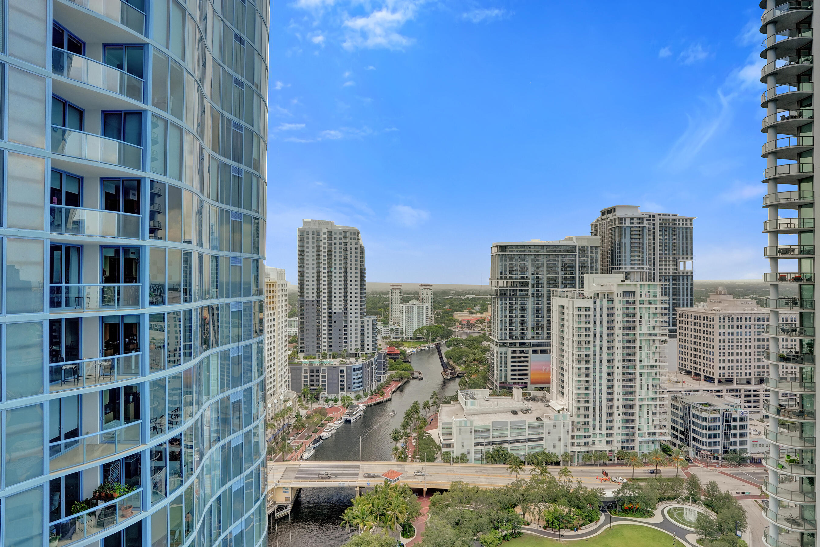 333 Las Olas #2906 Fort Lauderdale, FL 33301