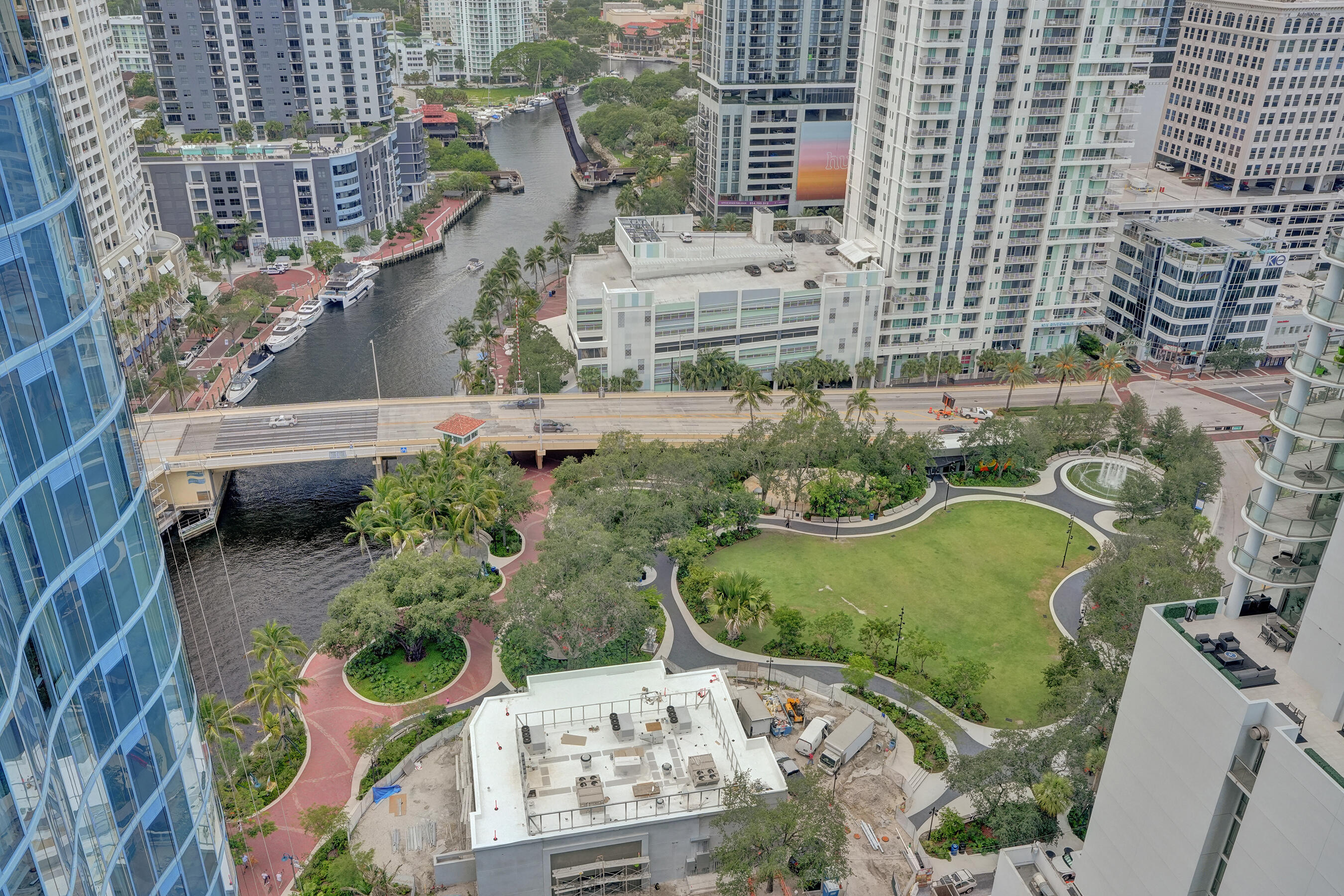 333 Las Olas #2906 Fort Lauderdale, FL 33301
