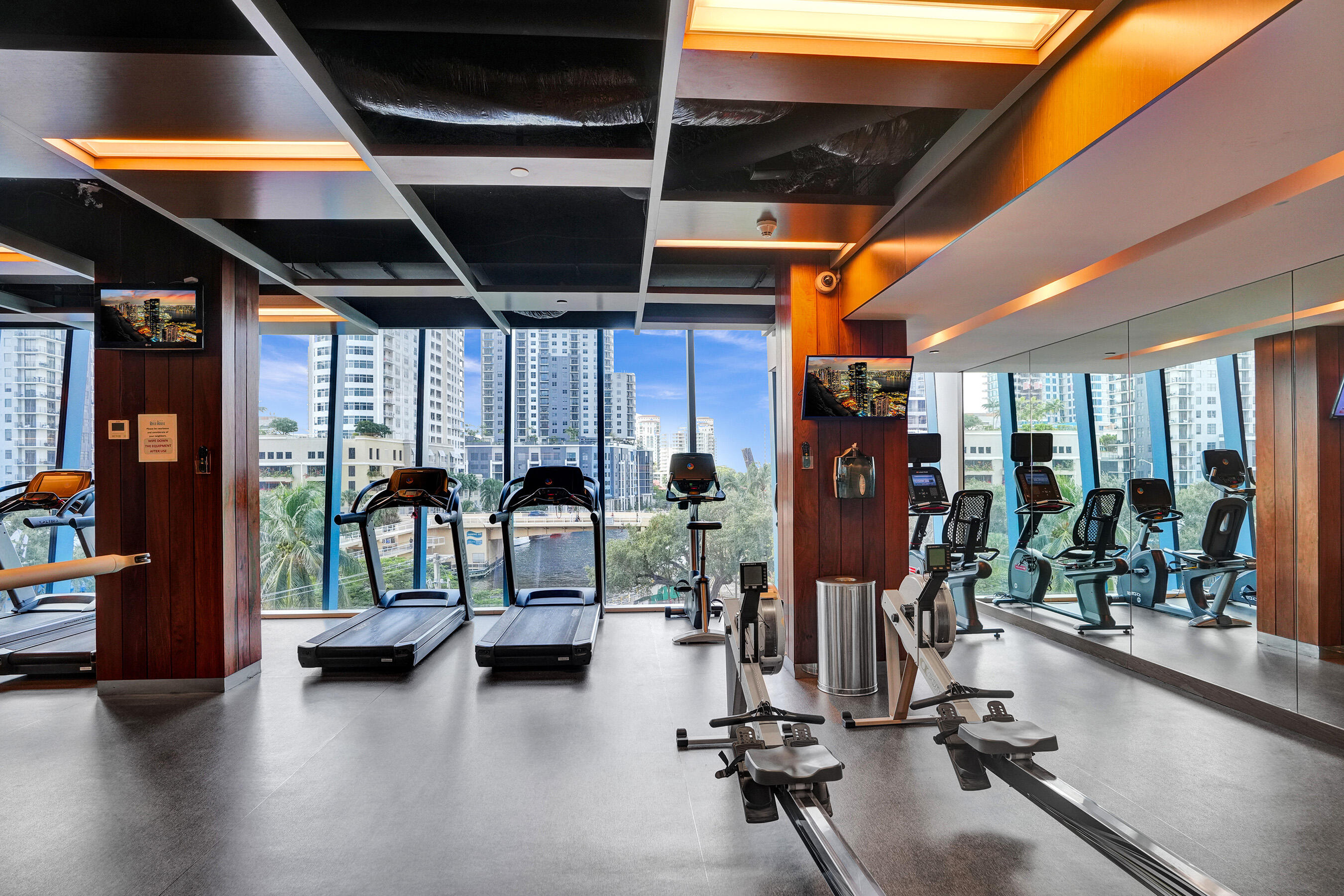 333 Las Olas #2906 Fort Lauderdale, FL 33301