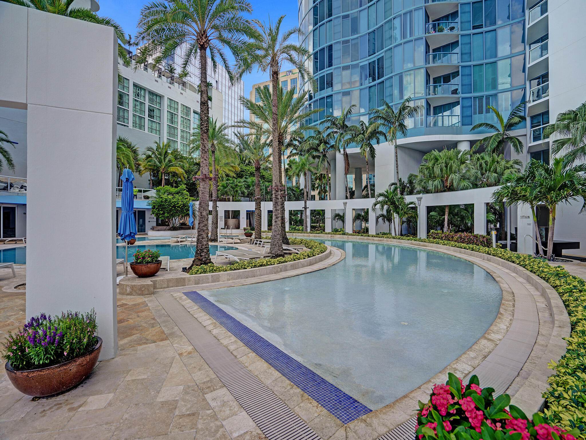 333 Las Olas #2906 Fort Lauderdale, FL 33301