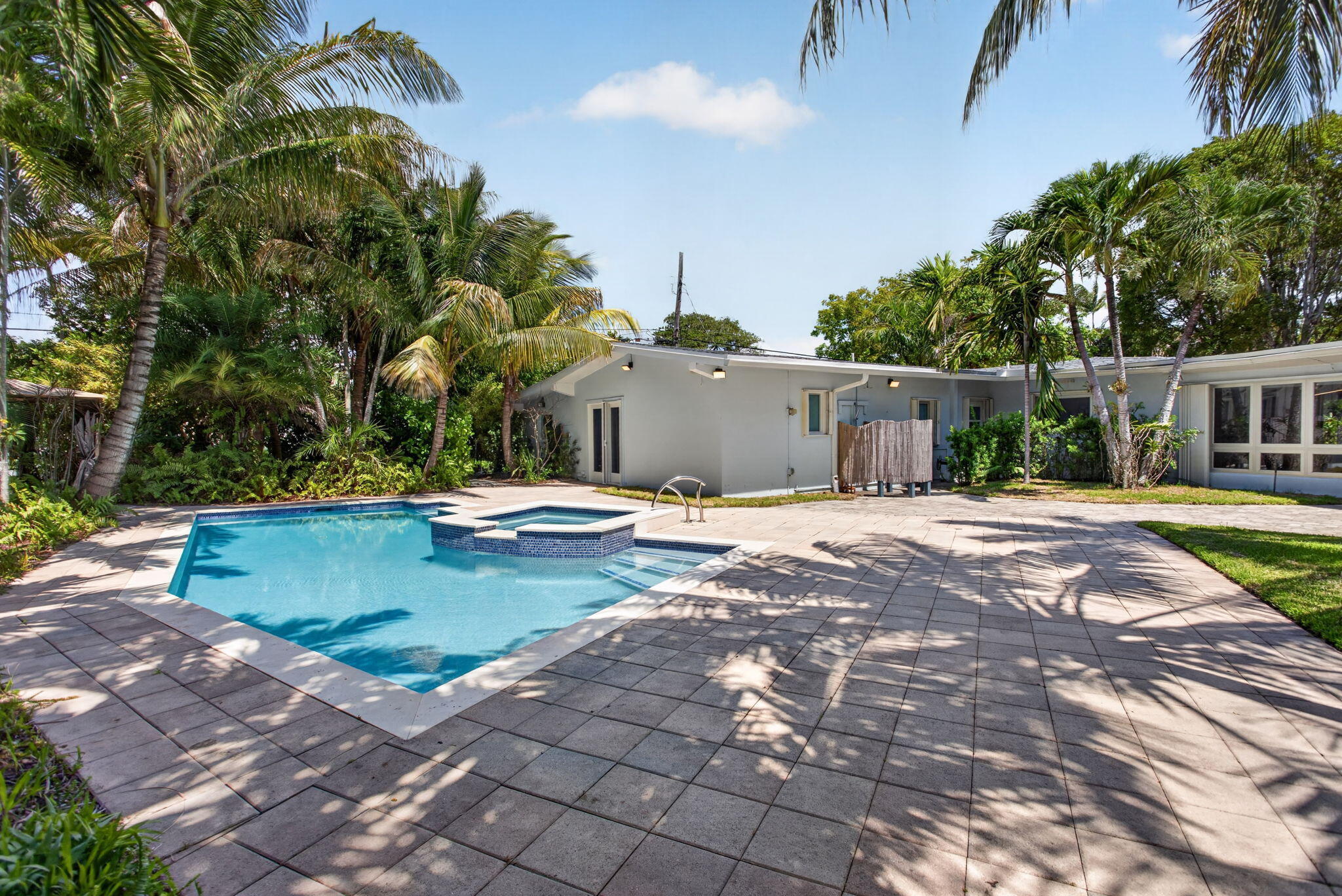 2614 NE 15th Fort Lauderdale, FL 33304