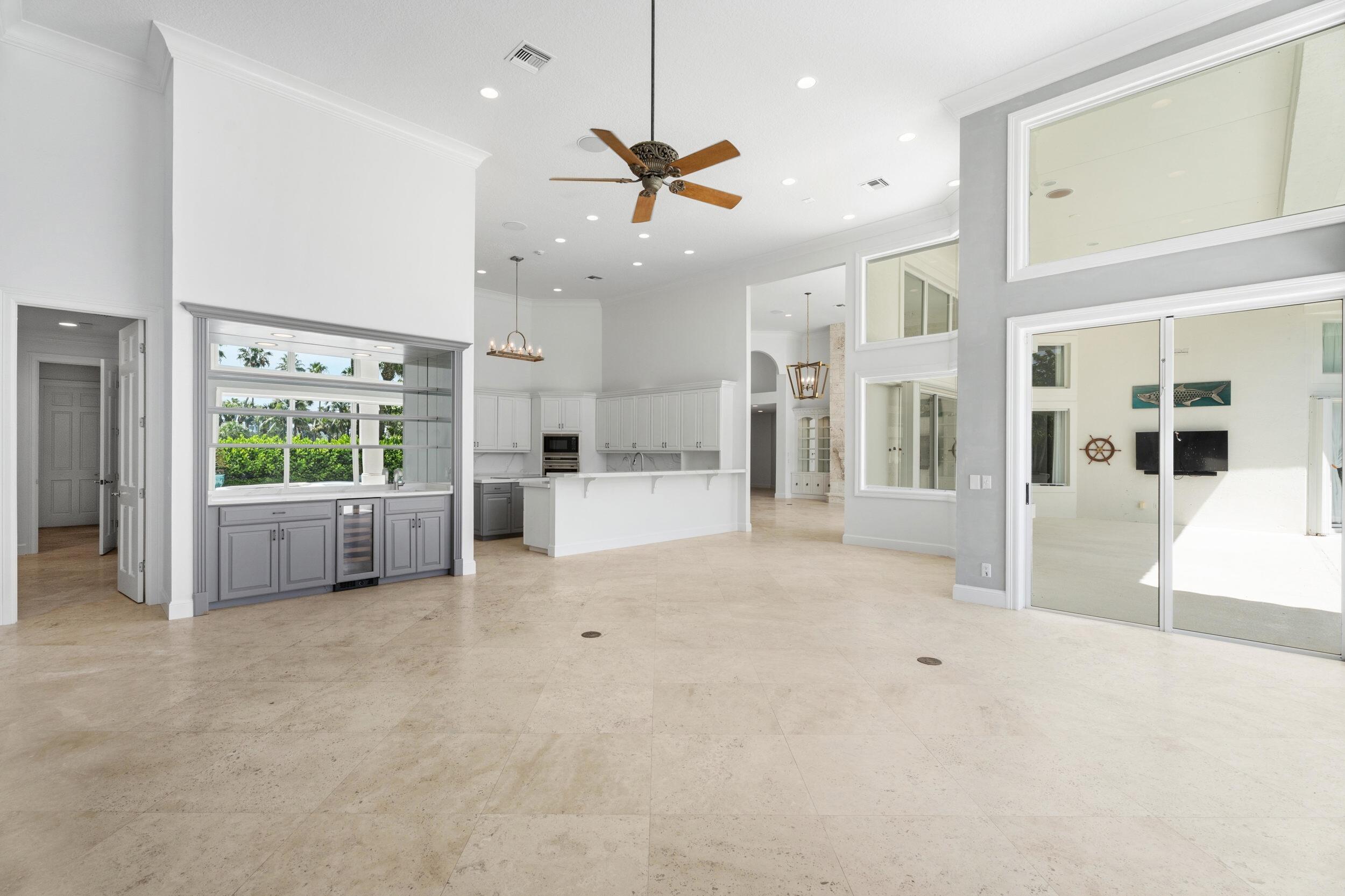 6841 SE Harbor Stuart, FL 34996