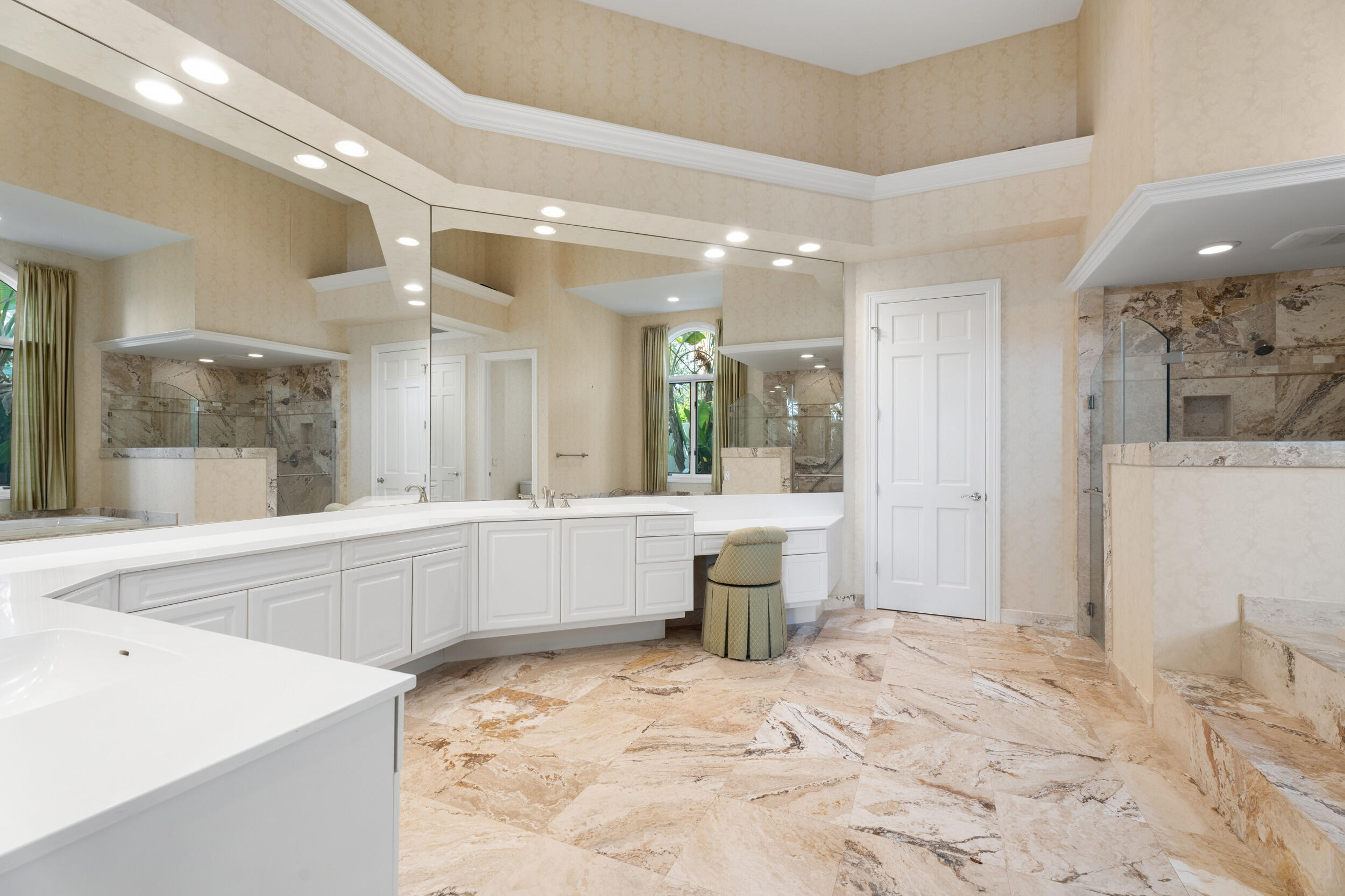 6841 SE Harbor Stuart, FL 34996