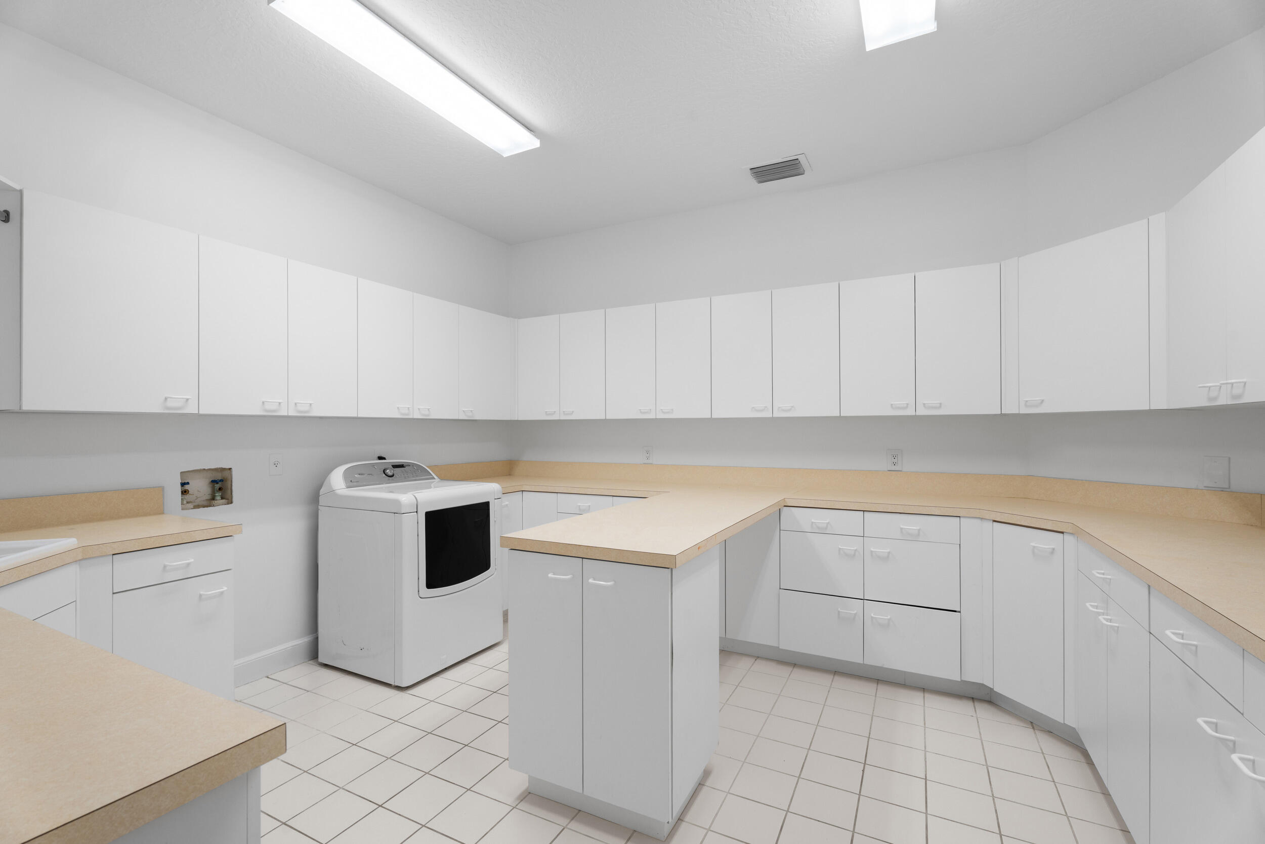 6841 SE Harbor Stuart, FL 34996