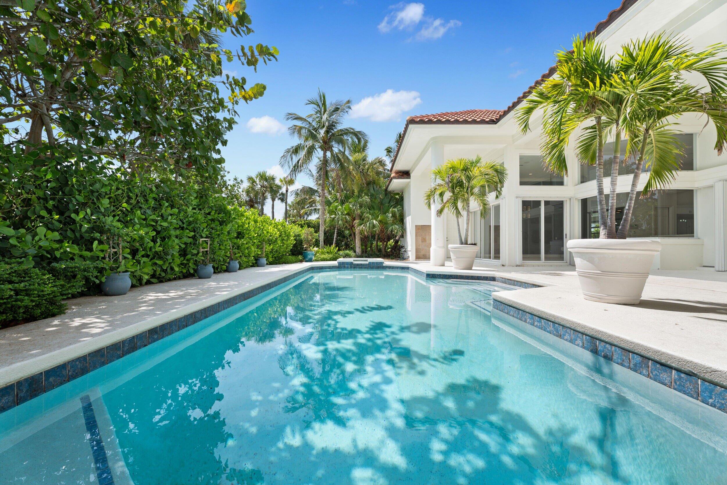 6841 SE Harbor Stuart, FL 34996