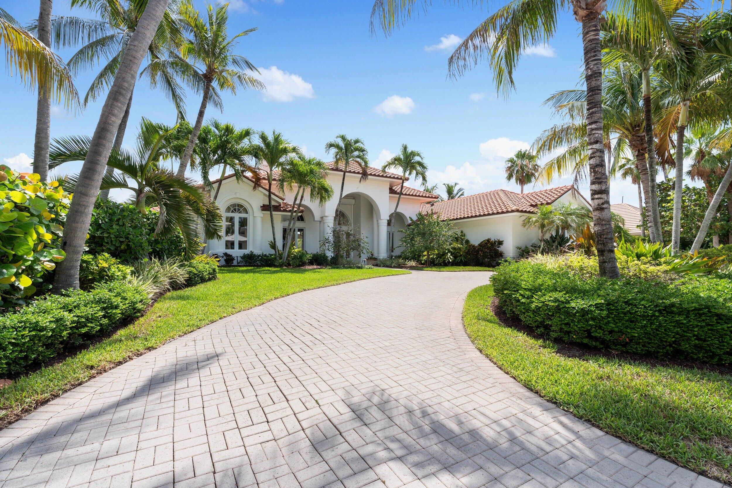 6841 SE Harbor Stuart, FL 34996