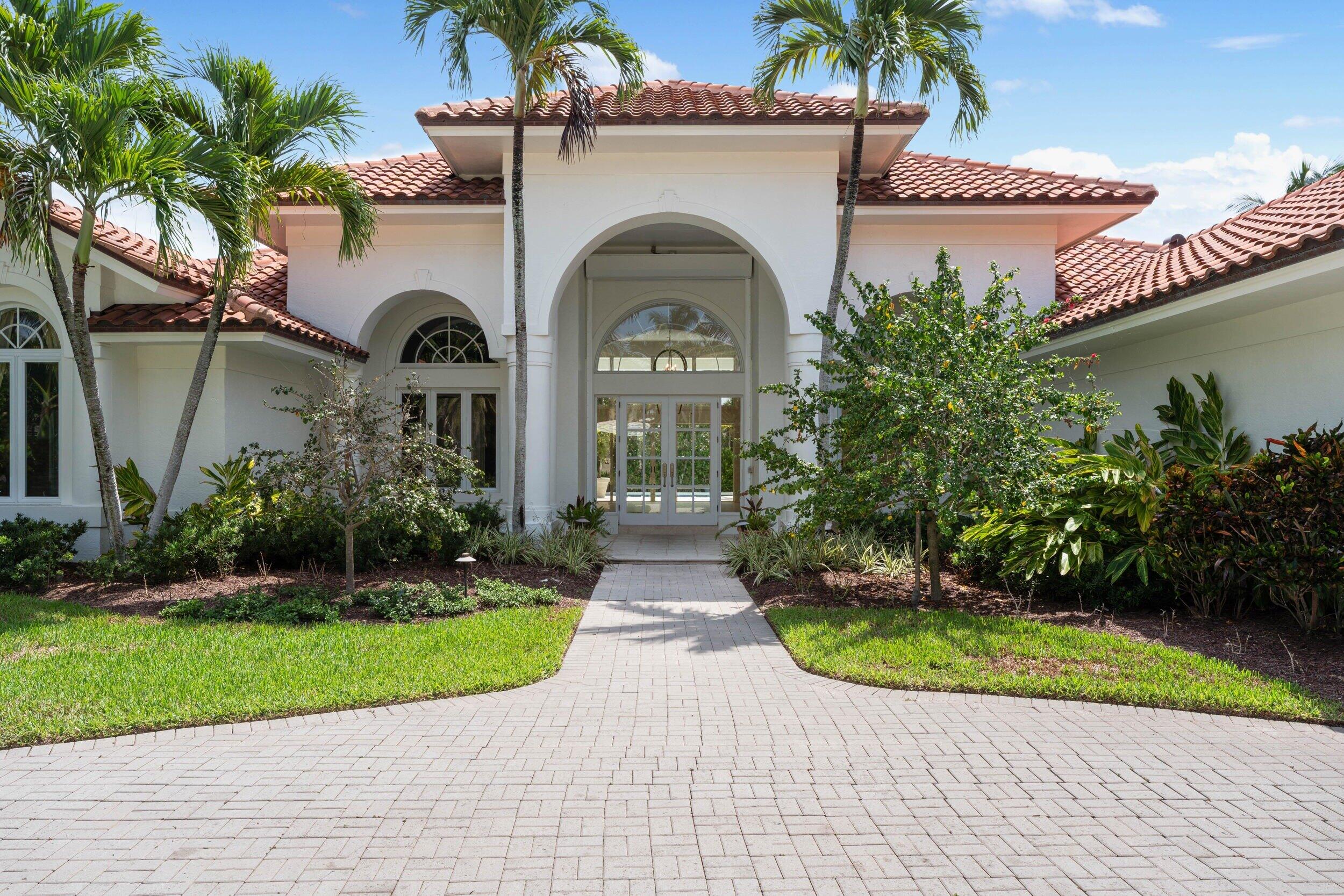 6841 SE Harbor Stuart, FL 34996