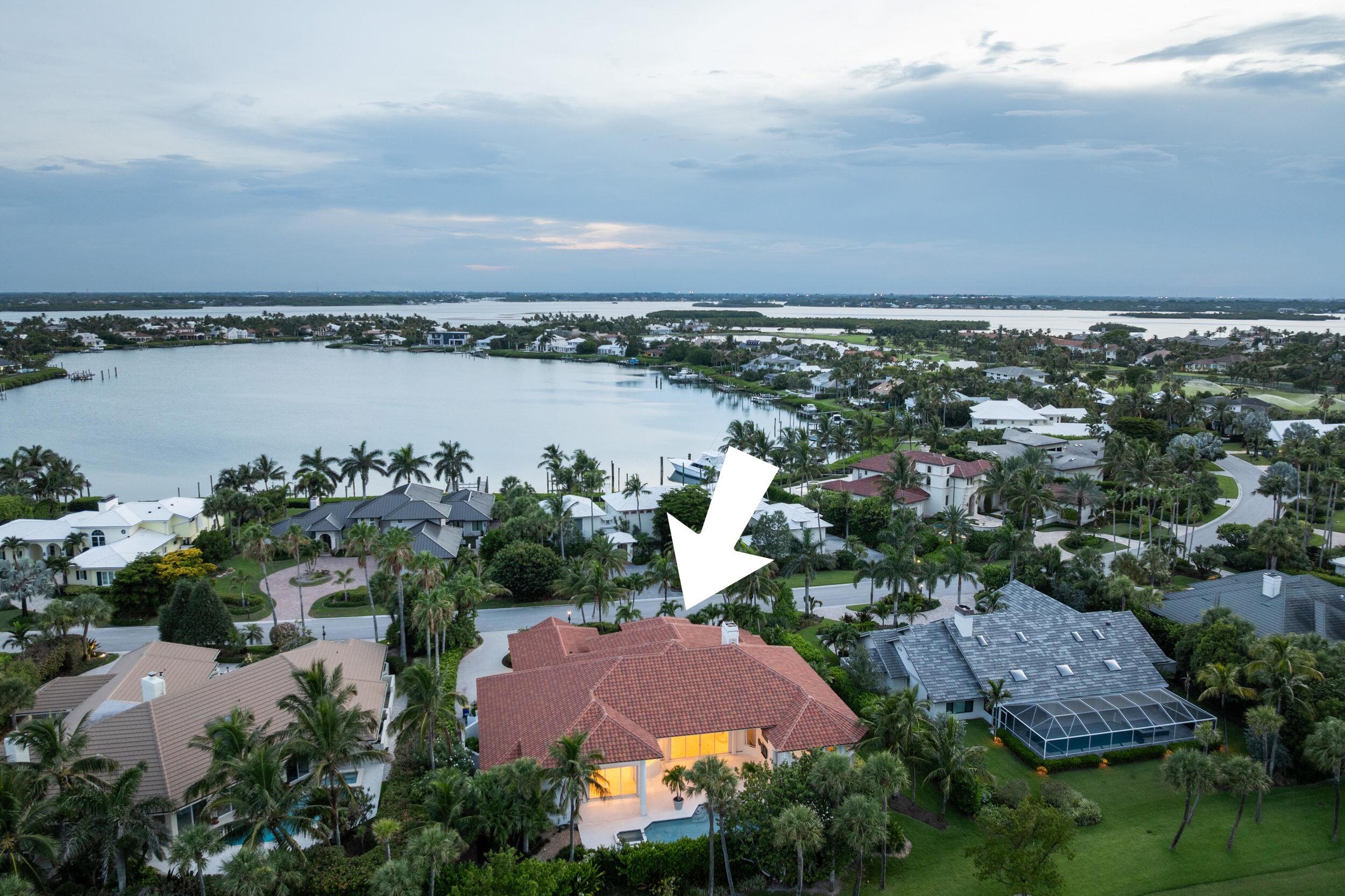 6841 SE Harbor Stuart, FL 34996