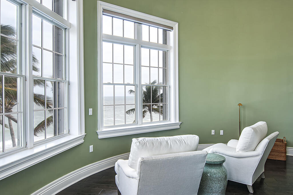 1010 Easter Lily #204 Vero Beach, FL 32963