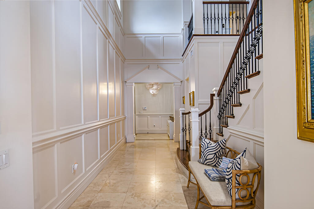1010 Easter Lily #204 Vero Beach, FL 32963