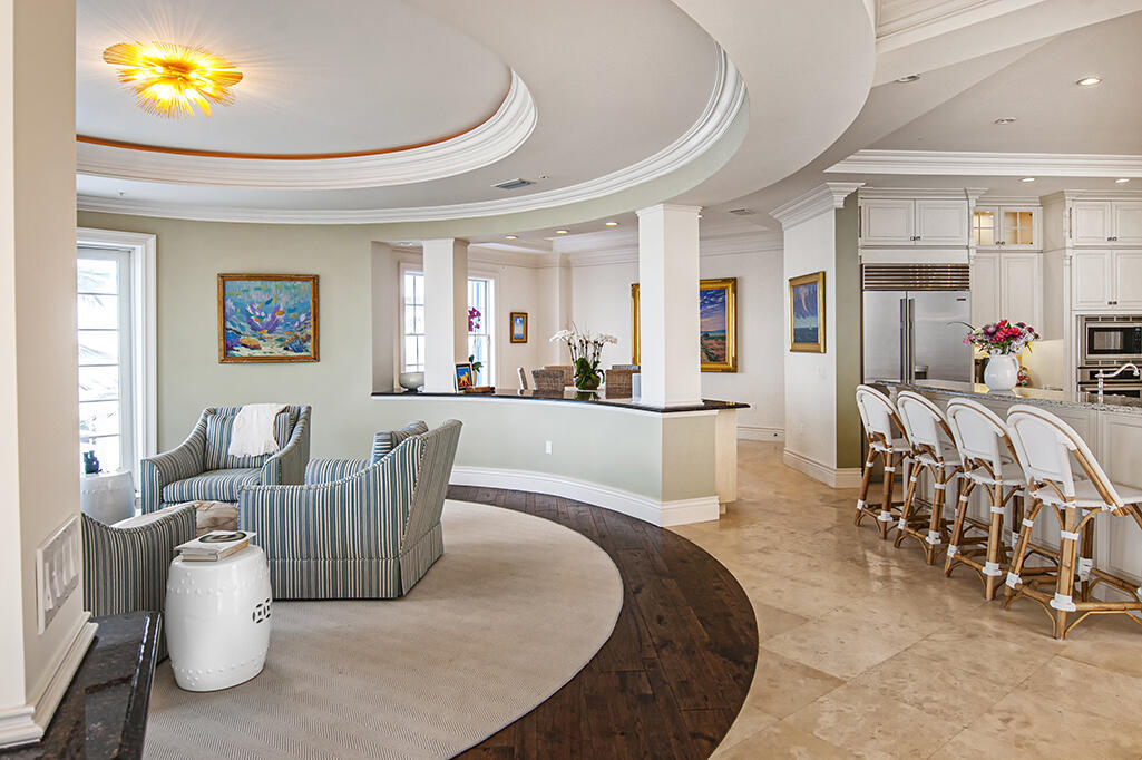 1010 Easter Lily #204 Vero Beach, FL 32963