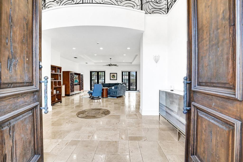 2340 NE 47th Lighthouse Point, FL 33064