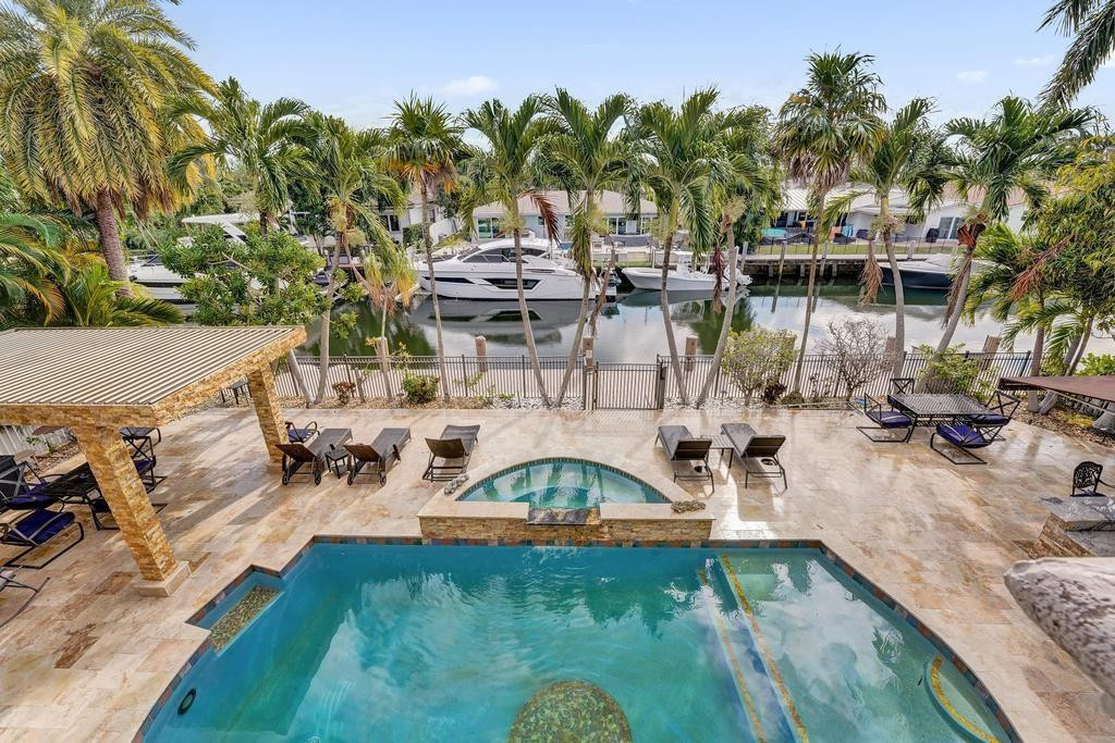 2340 NE 47th Lighthouse Point, FL 33064