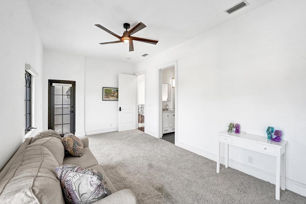 2340 NE 47th Lighthouse Point, FL 33064