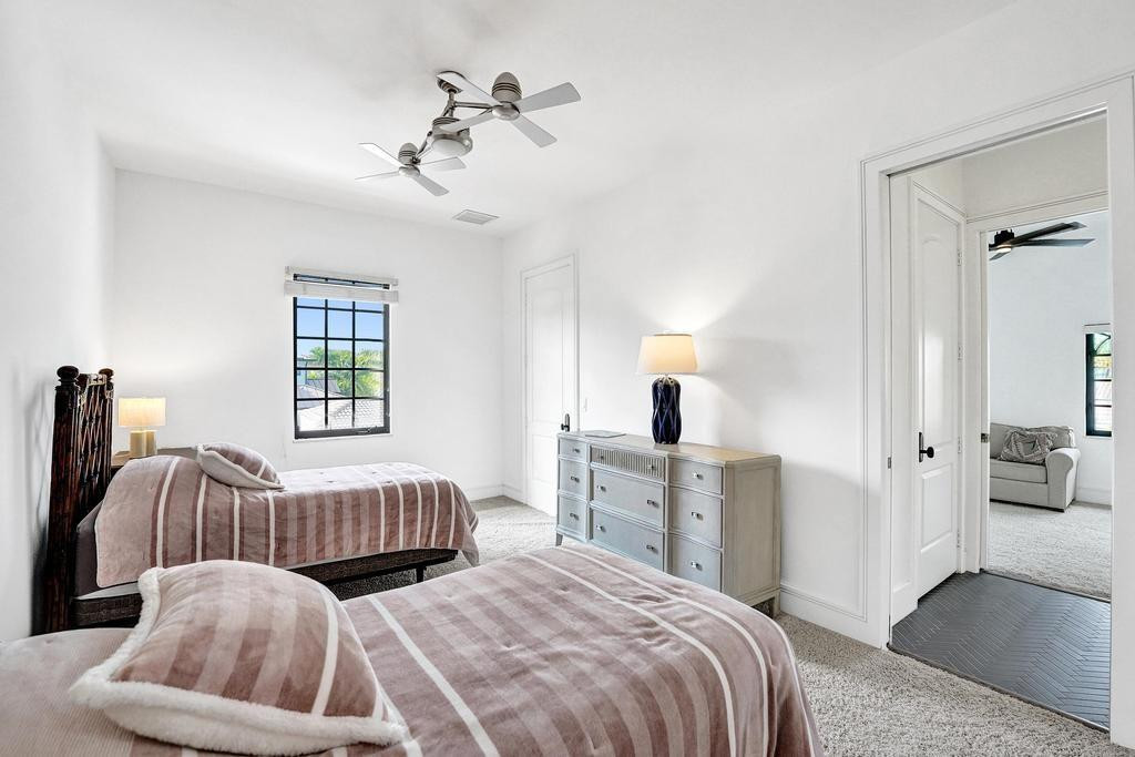 2340 NE 47th Lighthouse Point, FL 33064