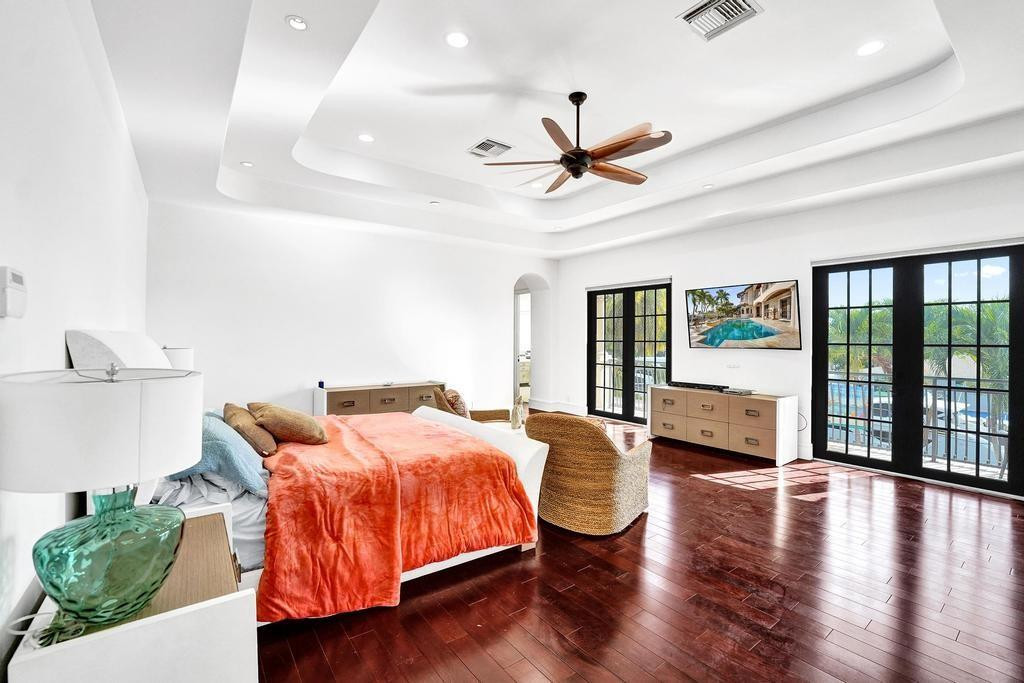 2340 NE 47th Lighthouse Point, FL 33064
