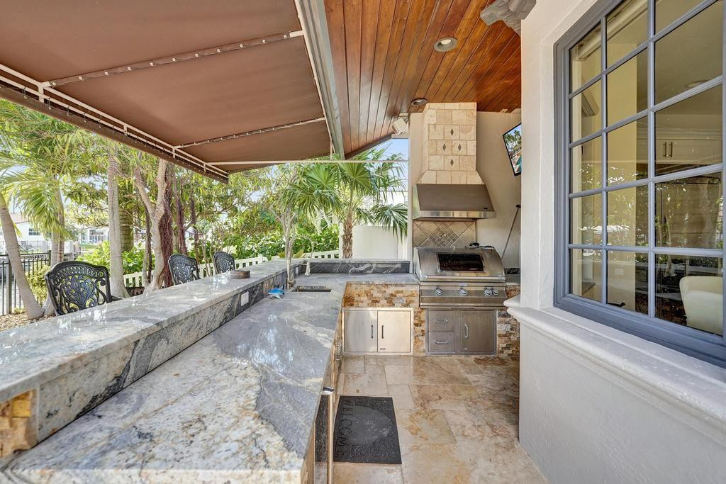 2340 NE 47th Lighthouse Point, FL 33064