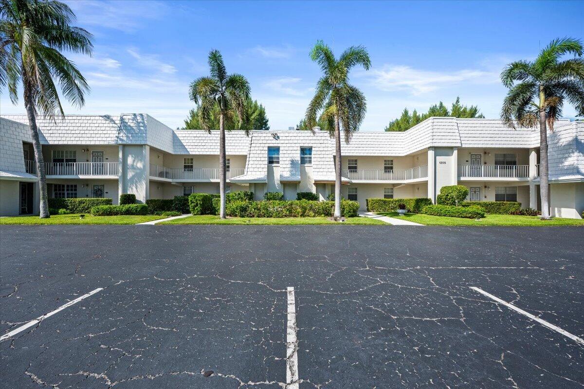1205 E Sandy Ln #249