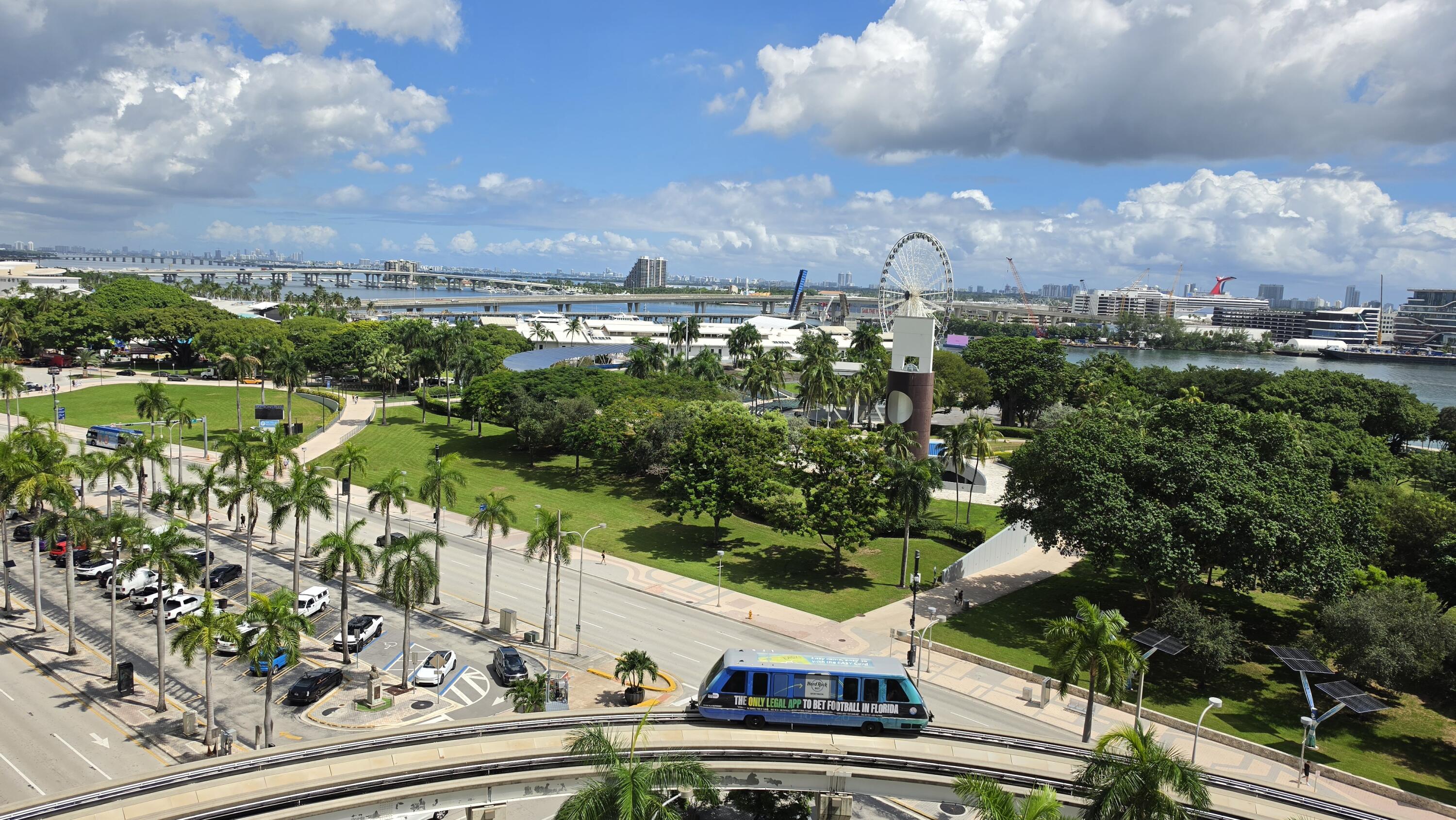 image 50 Biscayne32