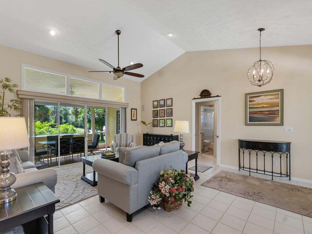 4375 Gator Trace Ln Fort Pierce, FL 34982