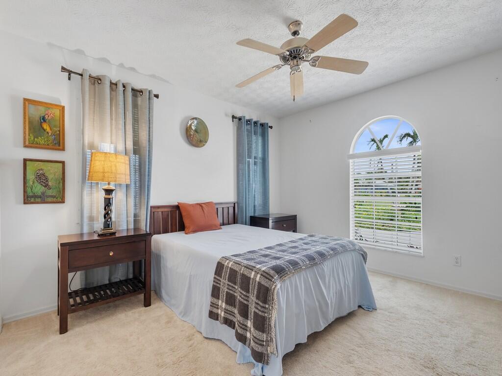 4375 Gator Trace Ln Fort Pierce, FL 34982