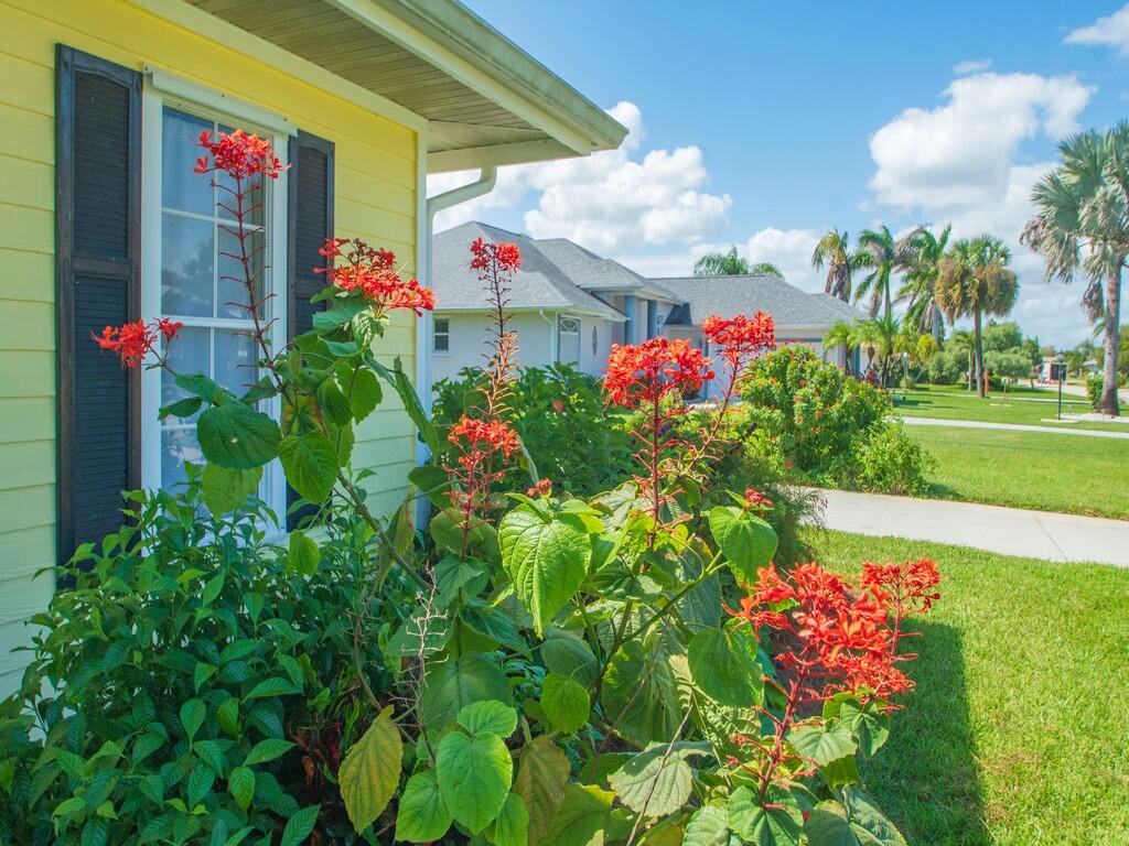 4375 Gator Trace Ln Fort Pierce, FL 34982