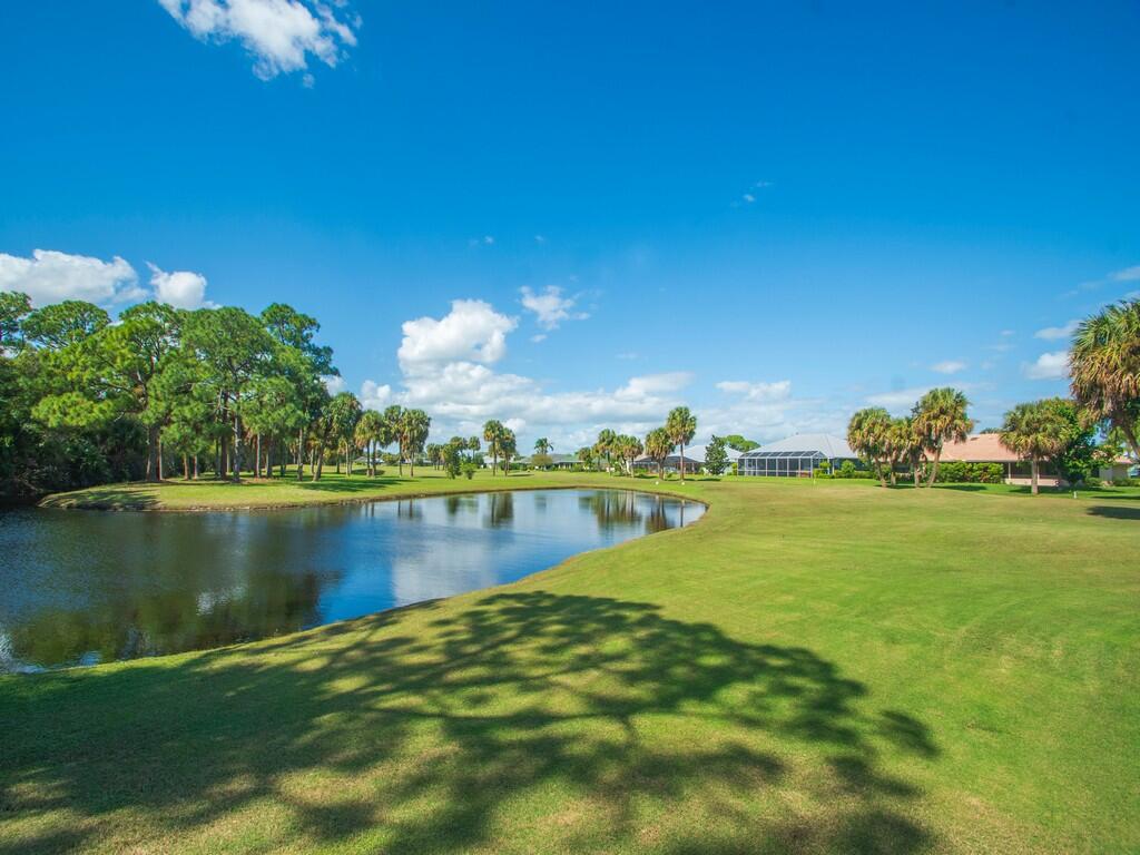 4375 Gator Trace Ln Fort Pierce, FL 34982