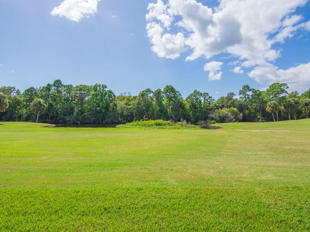 4375 Gator Trace Ln Fort Pierce, FL 34982