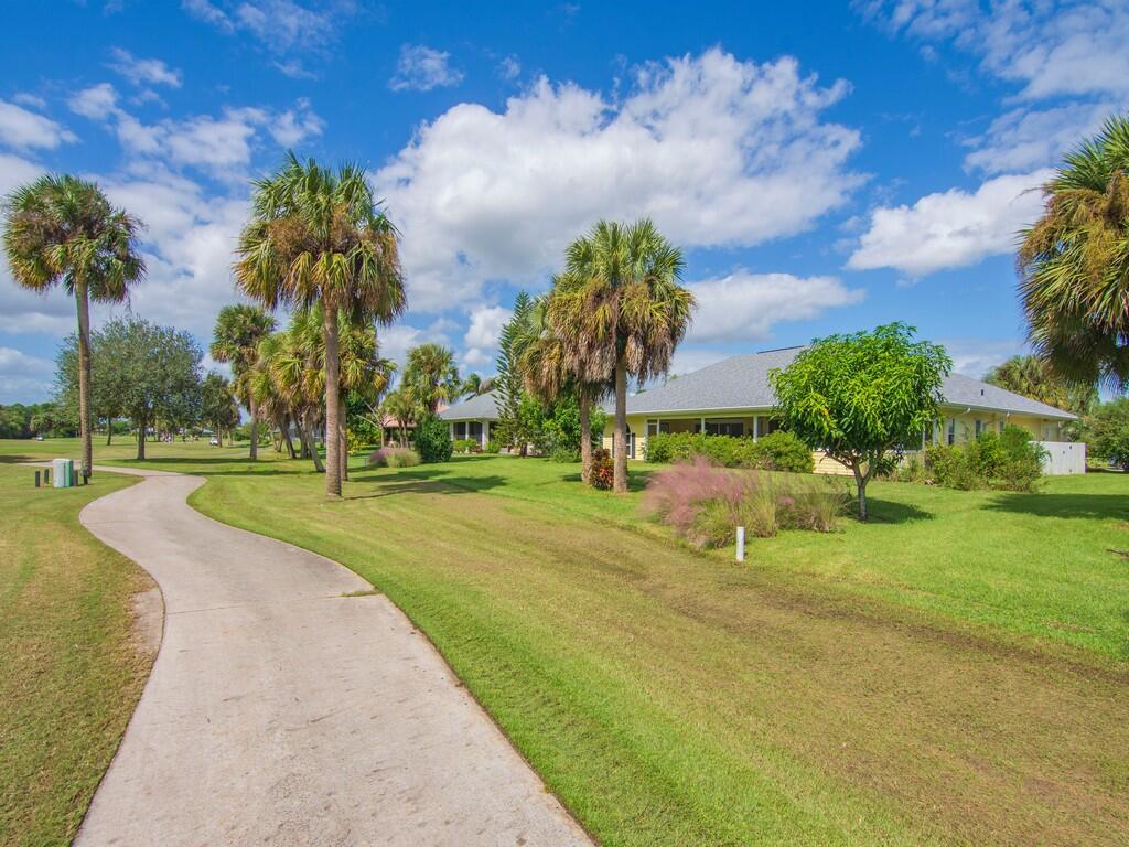 4375 Gator Trace Ln Fort Pierce, FL 34982