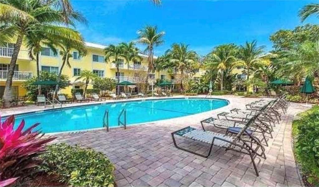 1515 E Broward Blvd #226