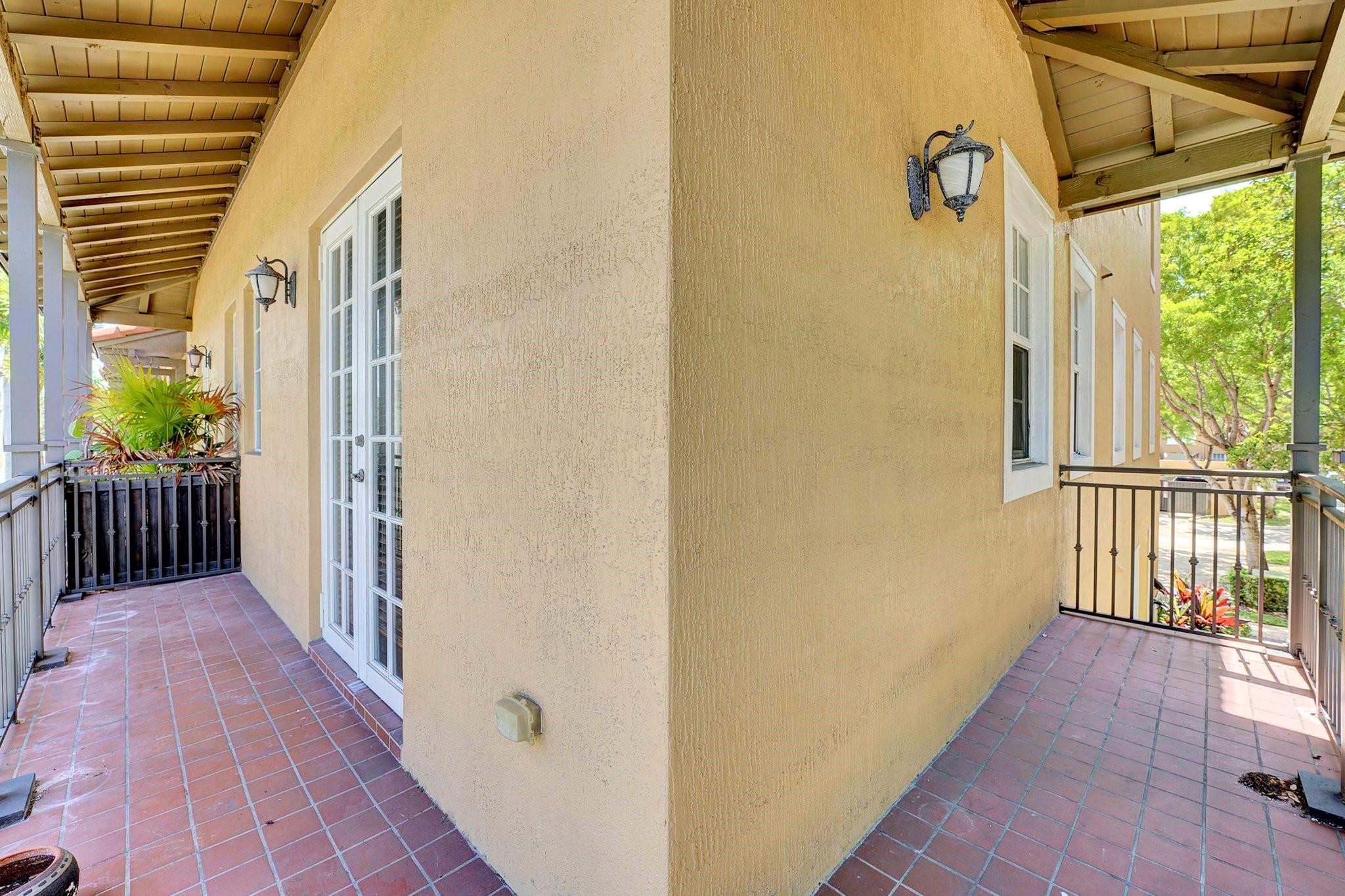 454 SW 147th #4601 Pembroke Pines, FL 33027