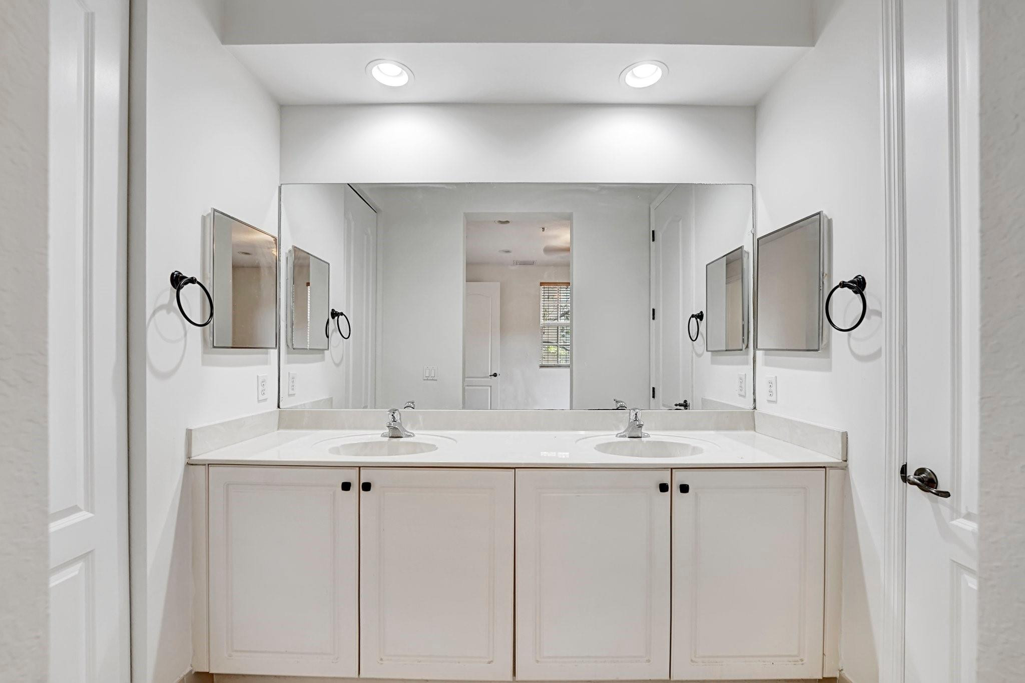 454 SW 147th #4601 Pembroke Pines, FL 33027