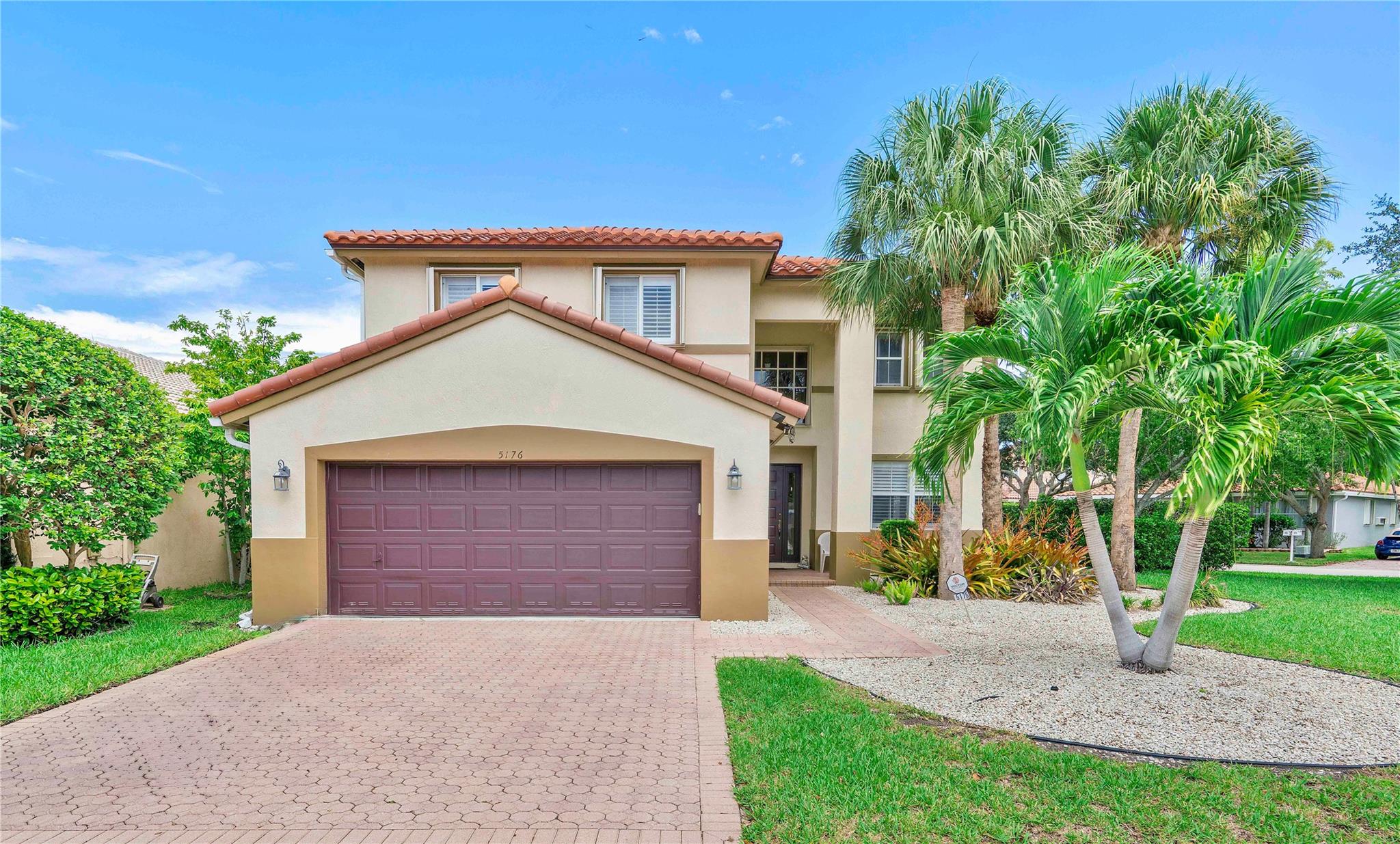 5176 NW 121st Dr