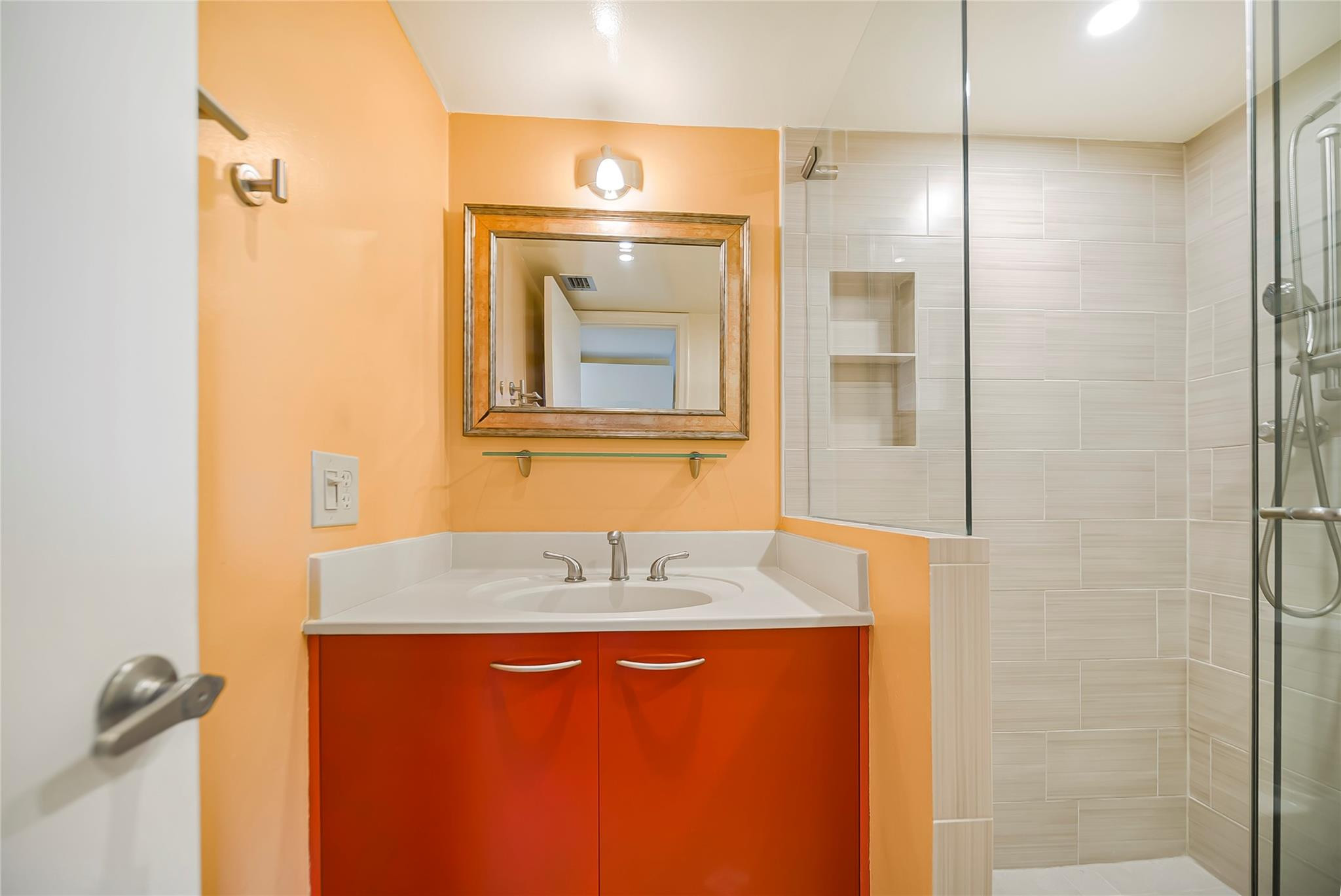 3105 NE 28th #2B Fort Lauderdale, FL 33308