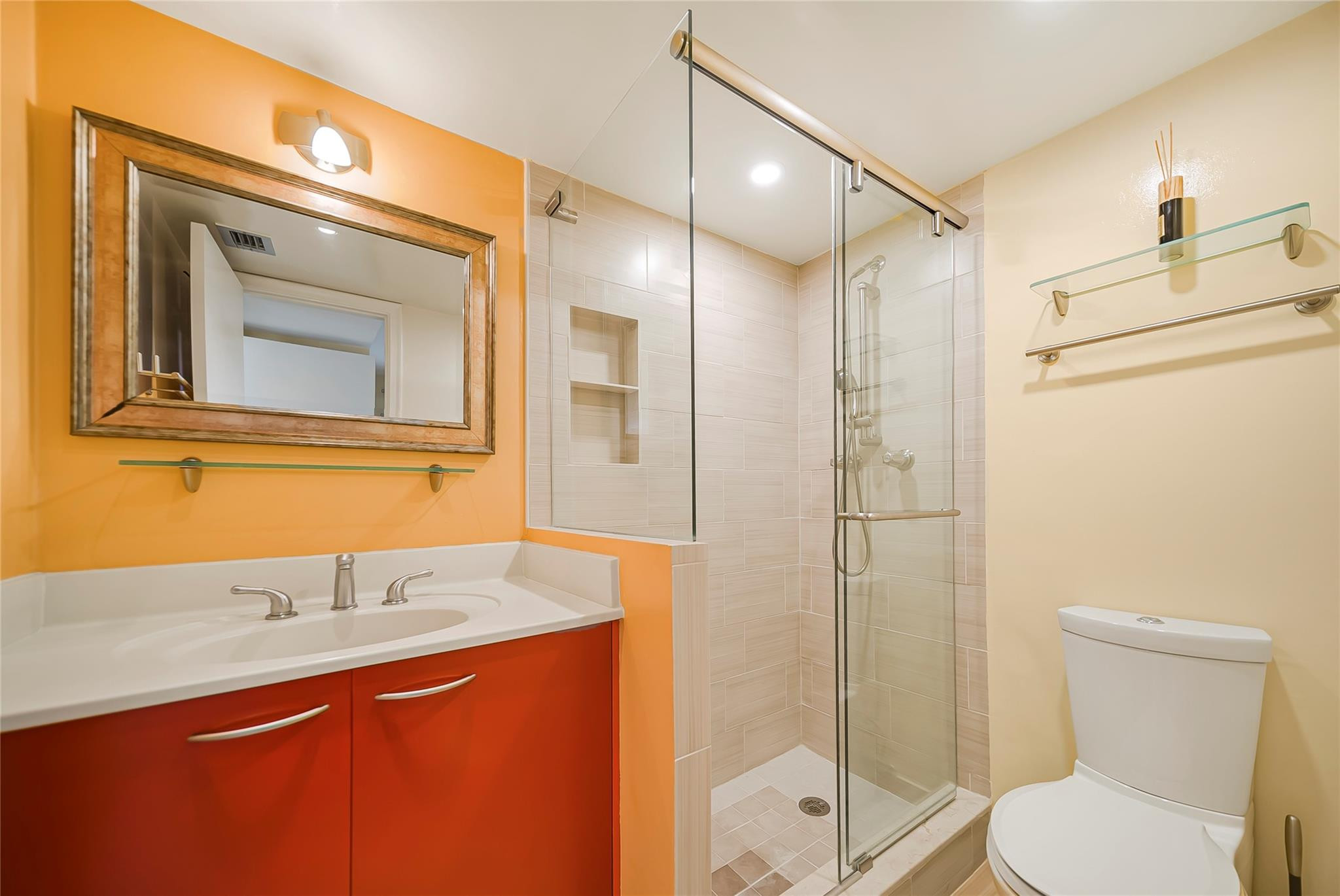 3105 NE 28th #2B Fort Lauderdale, FL 33308