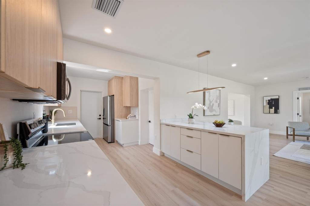 2442 NW 170th St