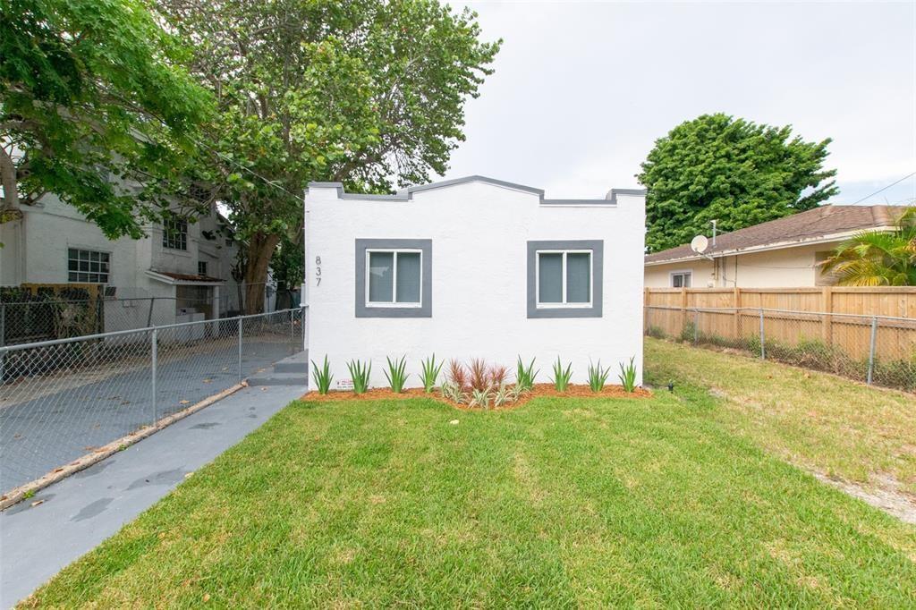 837 NW 57th St