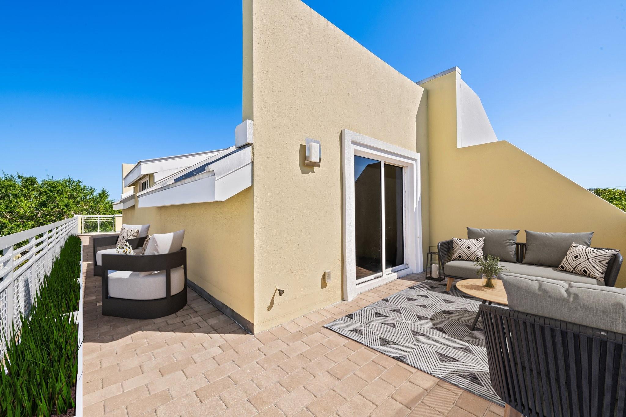 1223 NE 14th Ave Fort Lauderdale, FL 33304