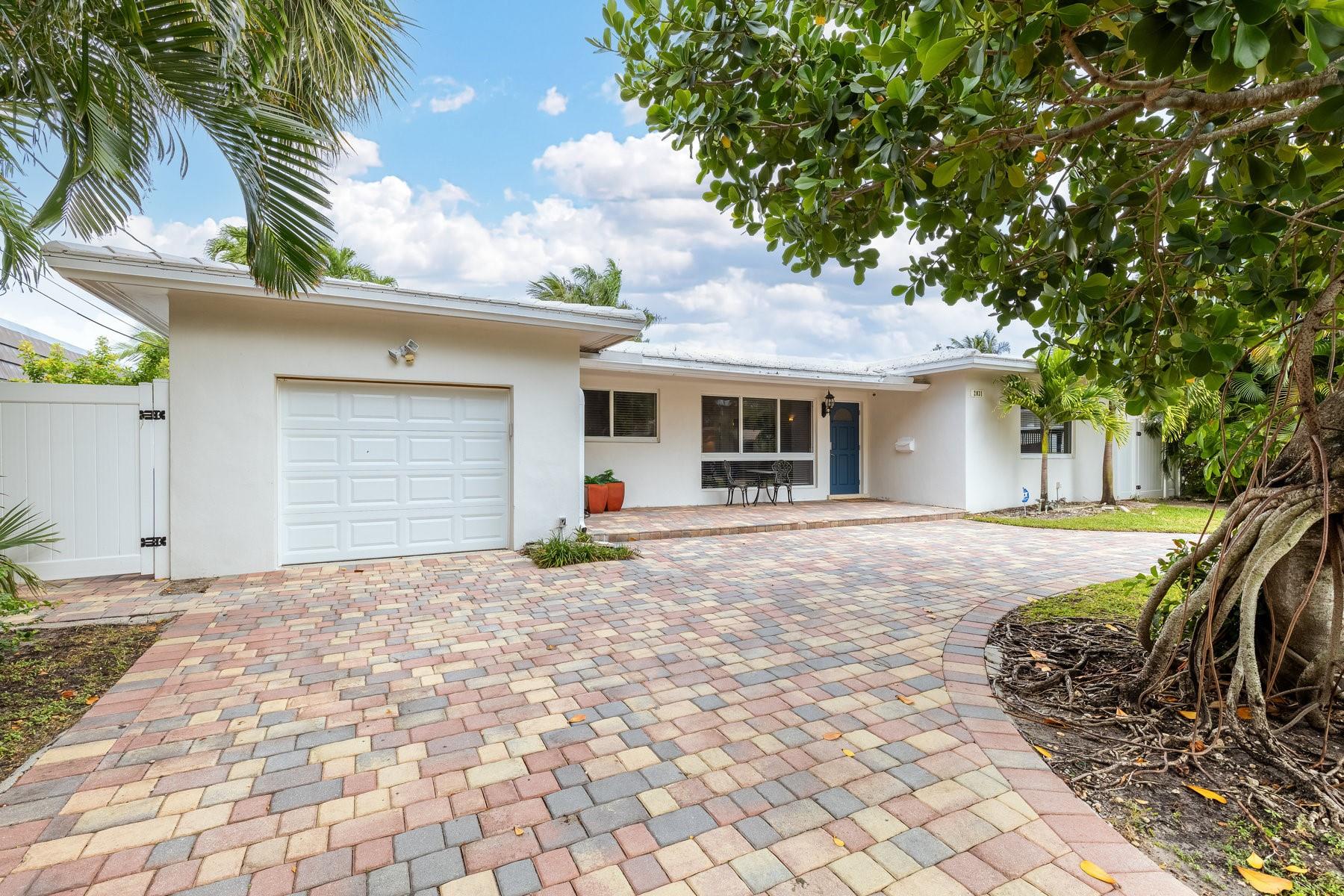 2031 NE 14th Ct Fort Lauderdale, FL 33304