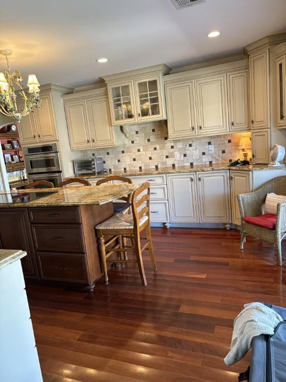 418 Alamanda Dr Hallandale Beach, FL 33009