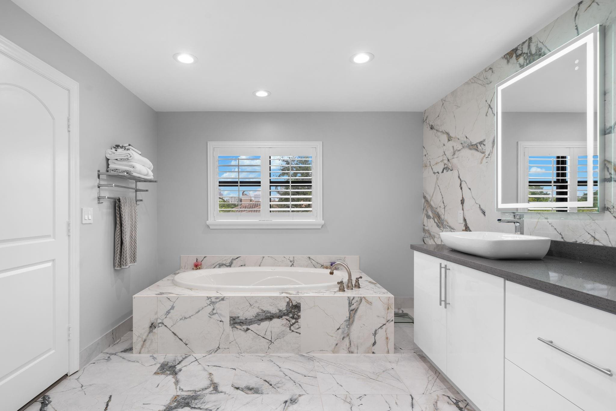 1503 NE 2nd #1503 Fort Lauderdale, FL 33301