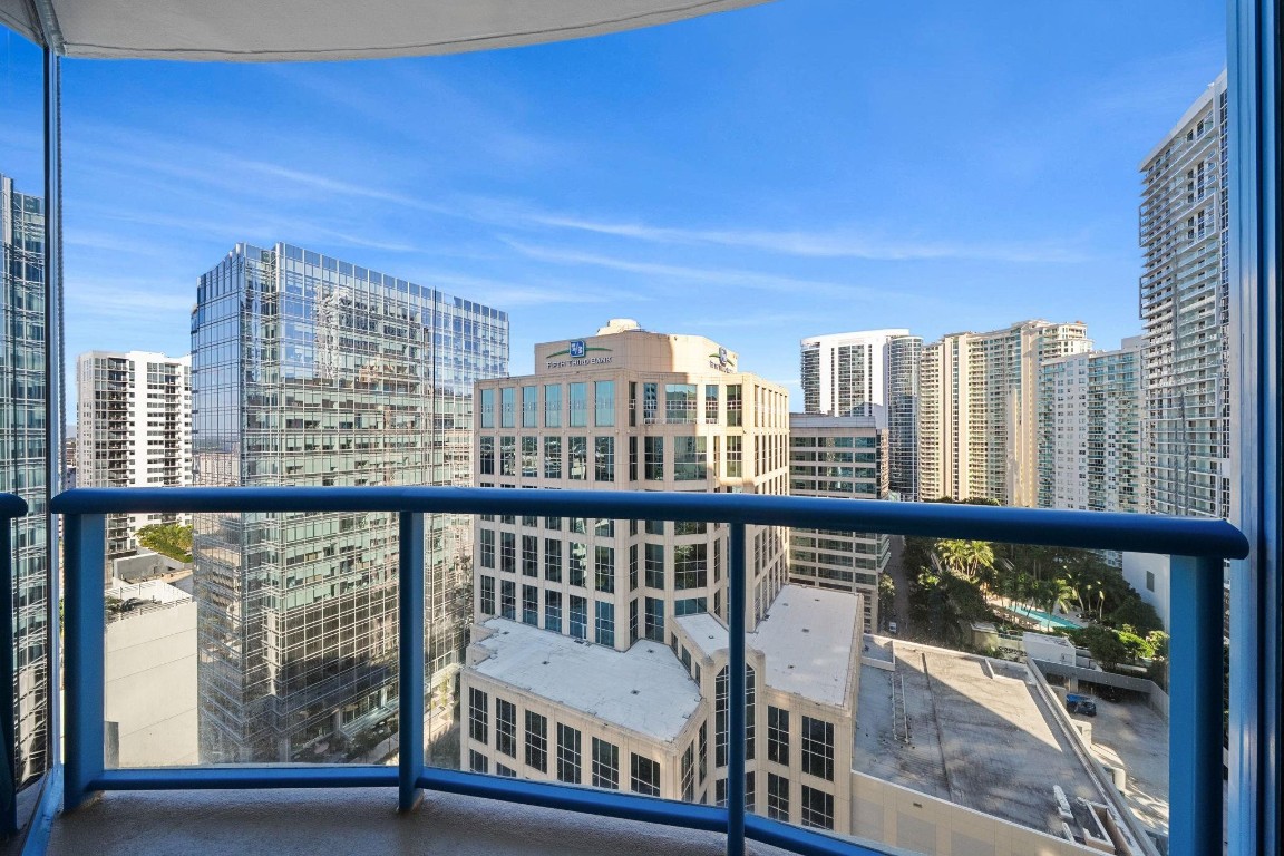 333 Las Olas #2308 Fort Lauderdale, FL 33301