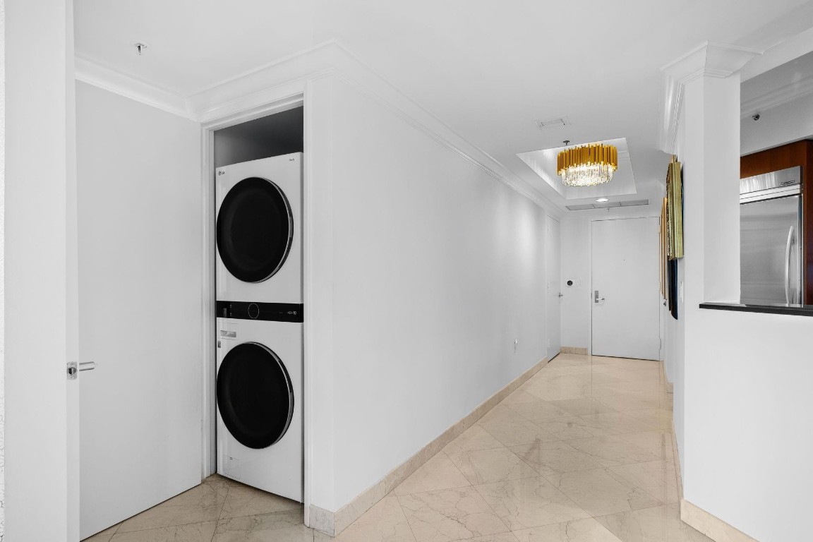 333 Las Olas #2308 Fort Lauderdale, FL 33301