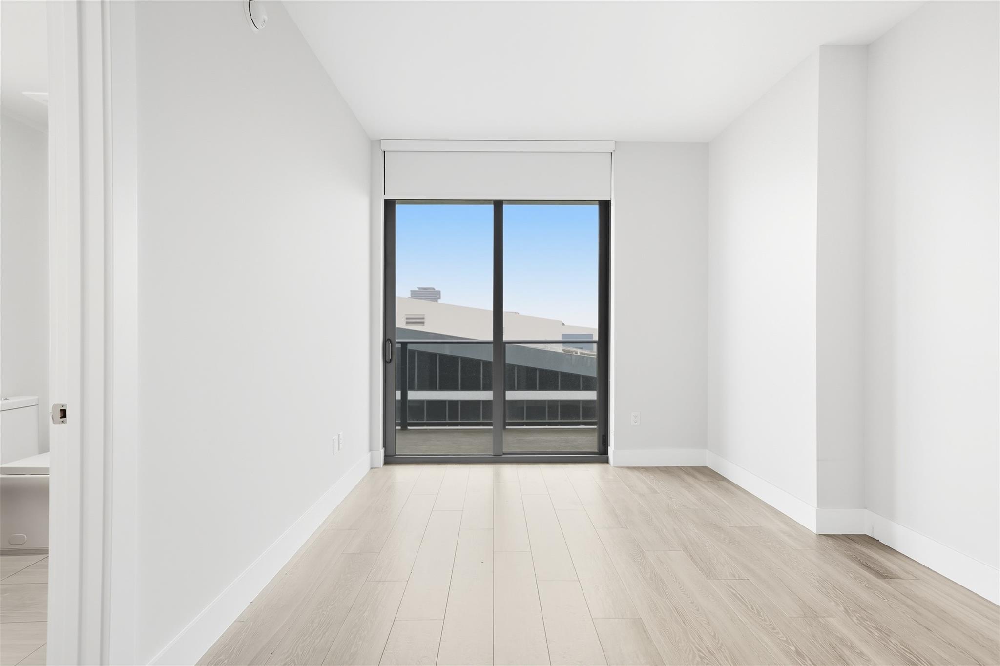 2960 NE 207th St #1108 Miami, FL 33180