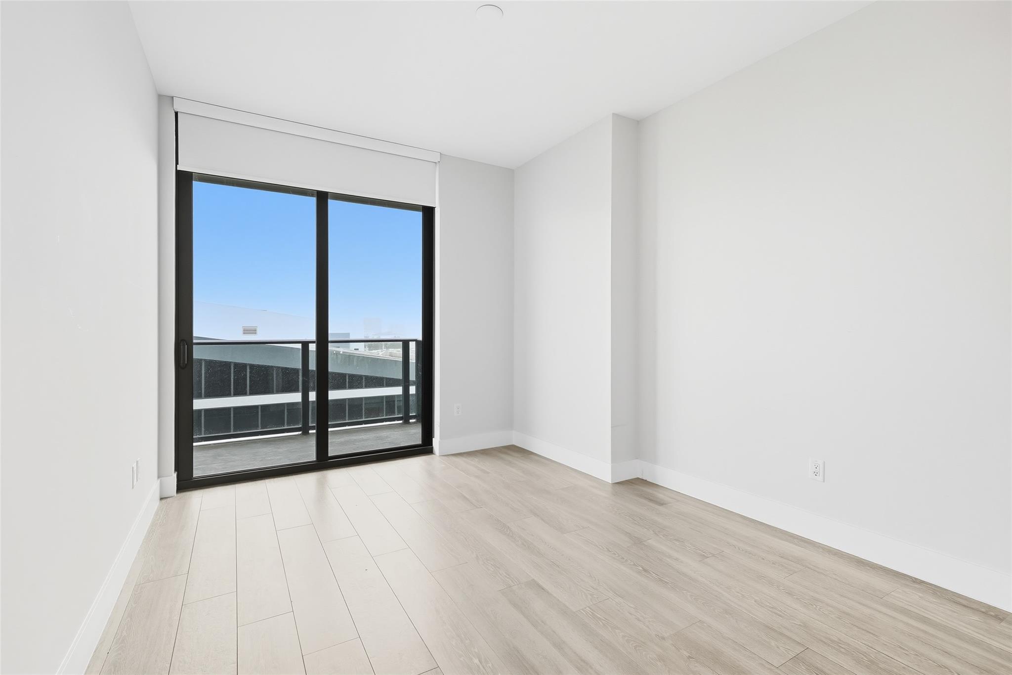 2960 NE 207th St #1108 Miami, FL 33180