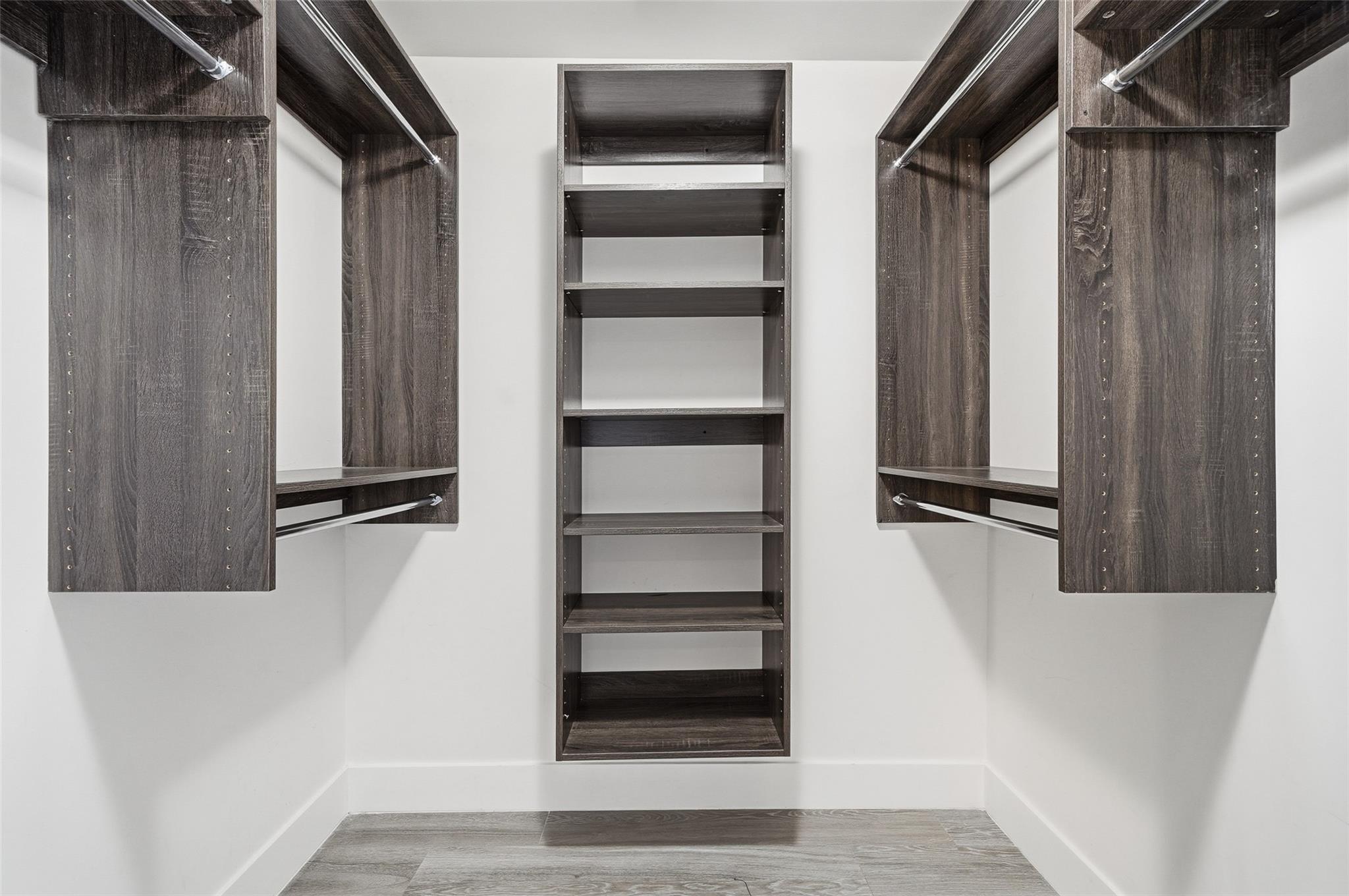 2960 NE 207th St #1108 Miami, FL 33180